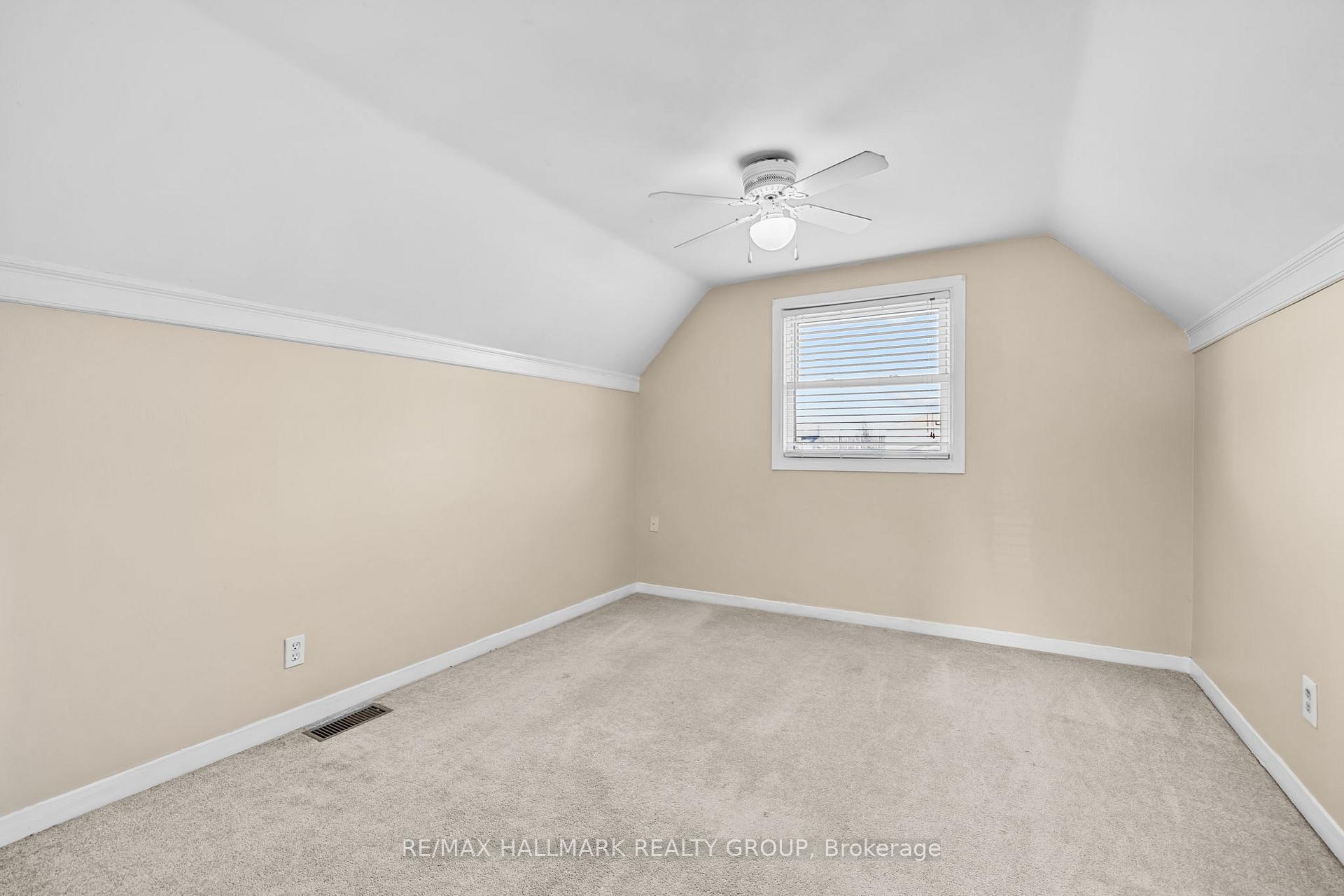 Photo 21 of 1422 Goth Avenue, Ottawa, Blossom Park/Kemp Park/Findlay Creek — HOMEH