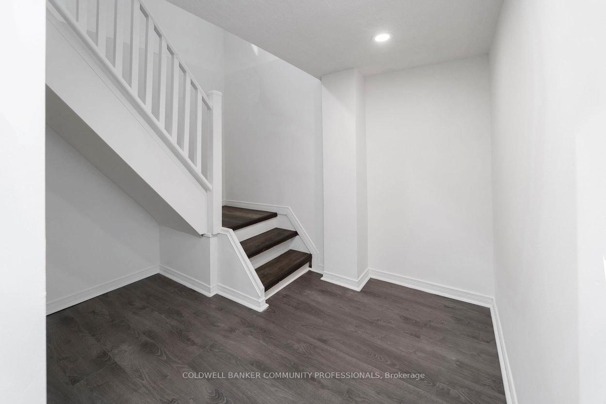 Photo 20 of 642 West 5th Street, Hamilton, Rolston — HOMEH