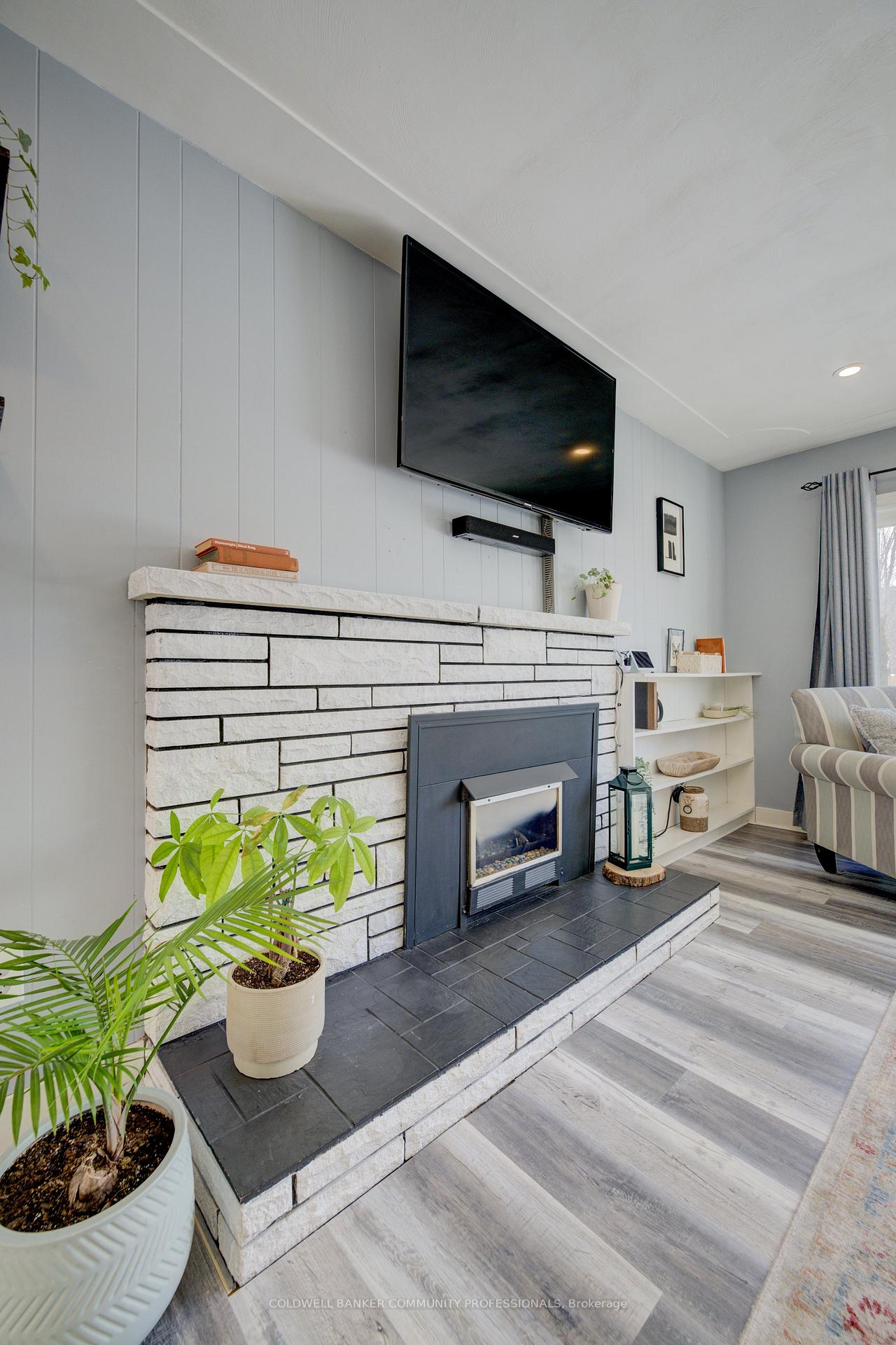 Photo 10 of 23 Calvert Avenue, Hamilton, Greenford — HOMEH