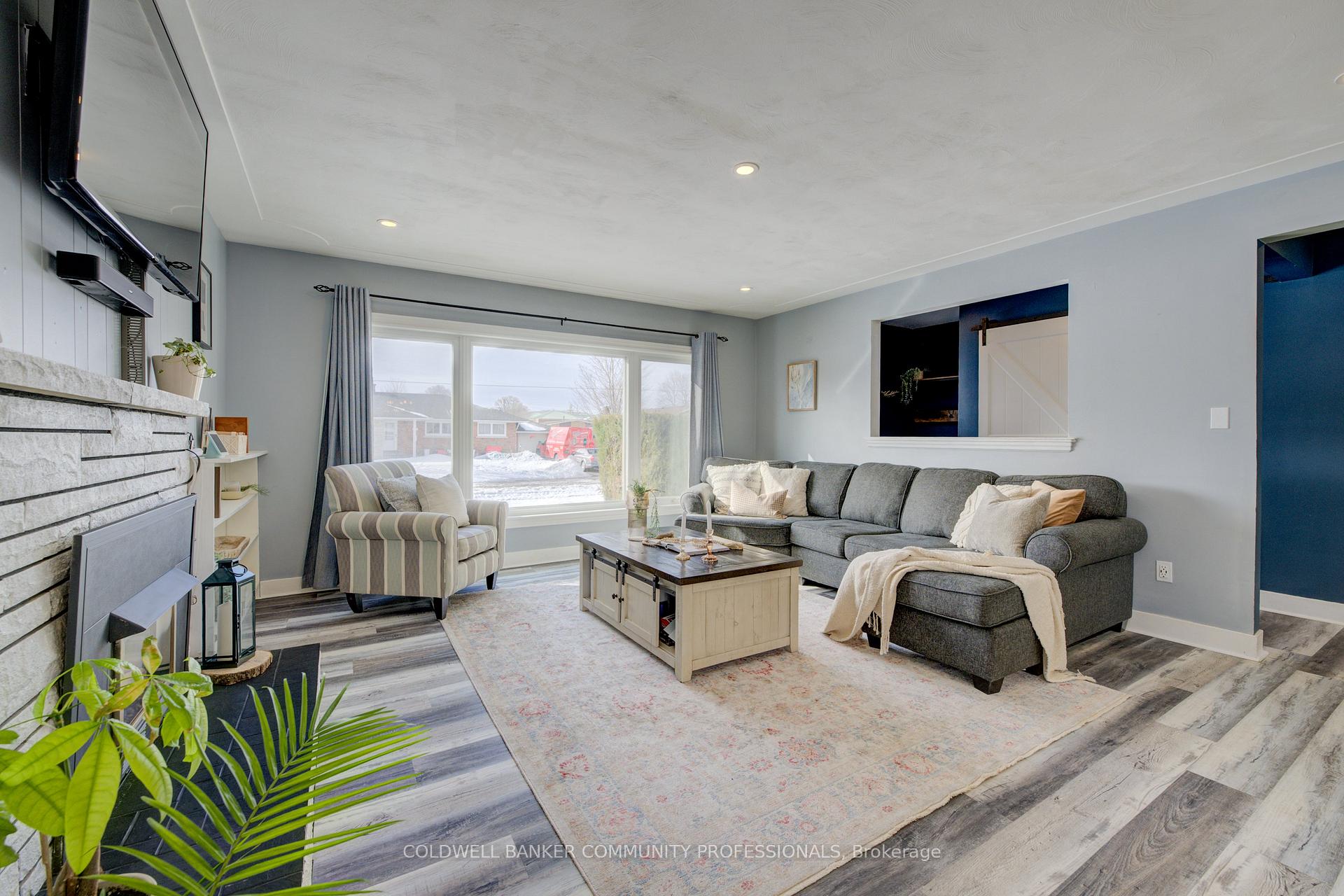 Photo 11 of 23 Calvert Avenue, Hamilton, Greenford — HOMEH