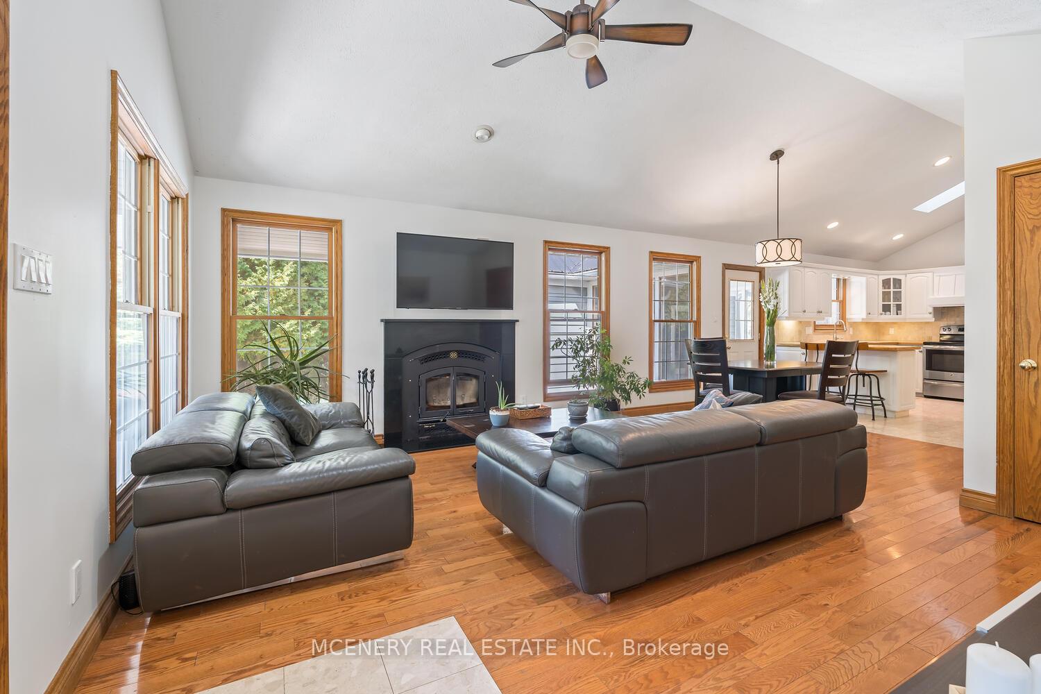 Photo 9 of 9419 Five Side Road, Kitchener, Mill Courtland Woodside Park — HOMEH