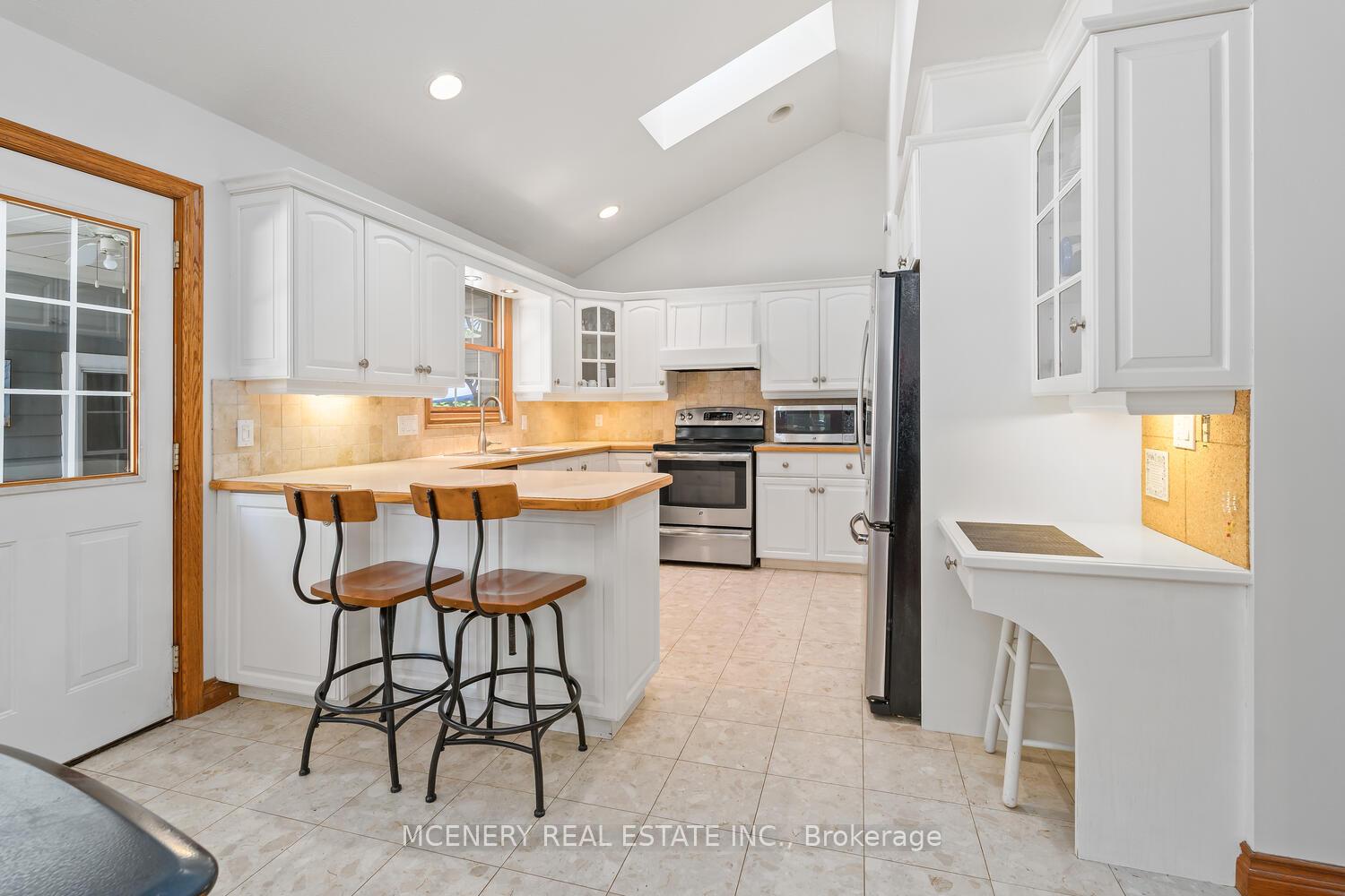 Photo 13 of 9419 Five Side Road, Kitchener, Mill Courtland Woodside Park — HOMEH