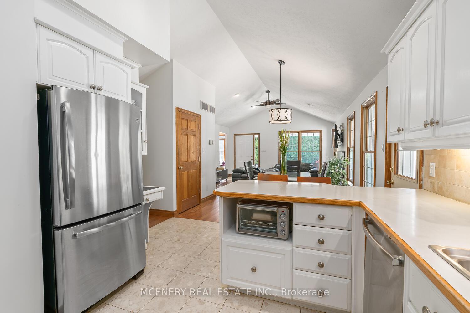 Photo 16 of 9419 Five Side Road, Kitchener, Mill Courtland Woodside Park — HOMEH