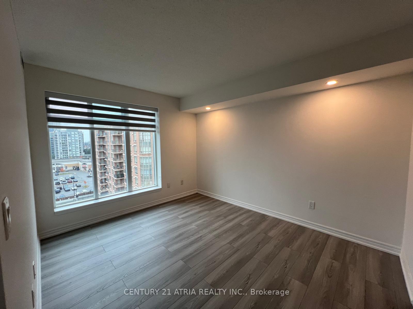 Photo 14 of Unit 1110, 135 Pond Drive, Markham, Commerce Valley — HOMEH