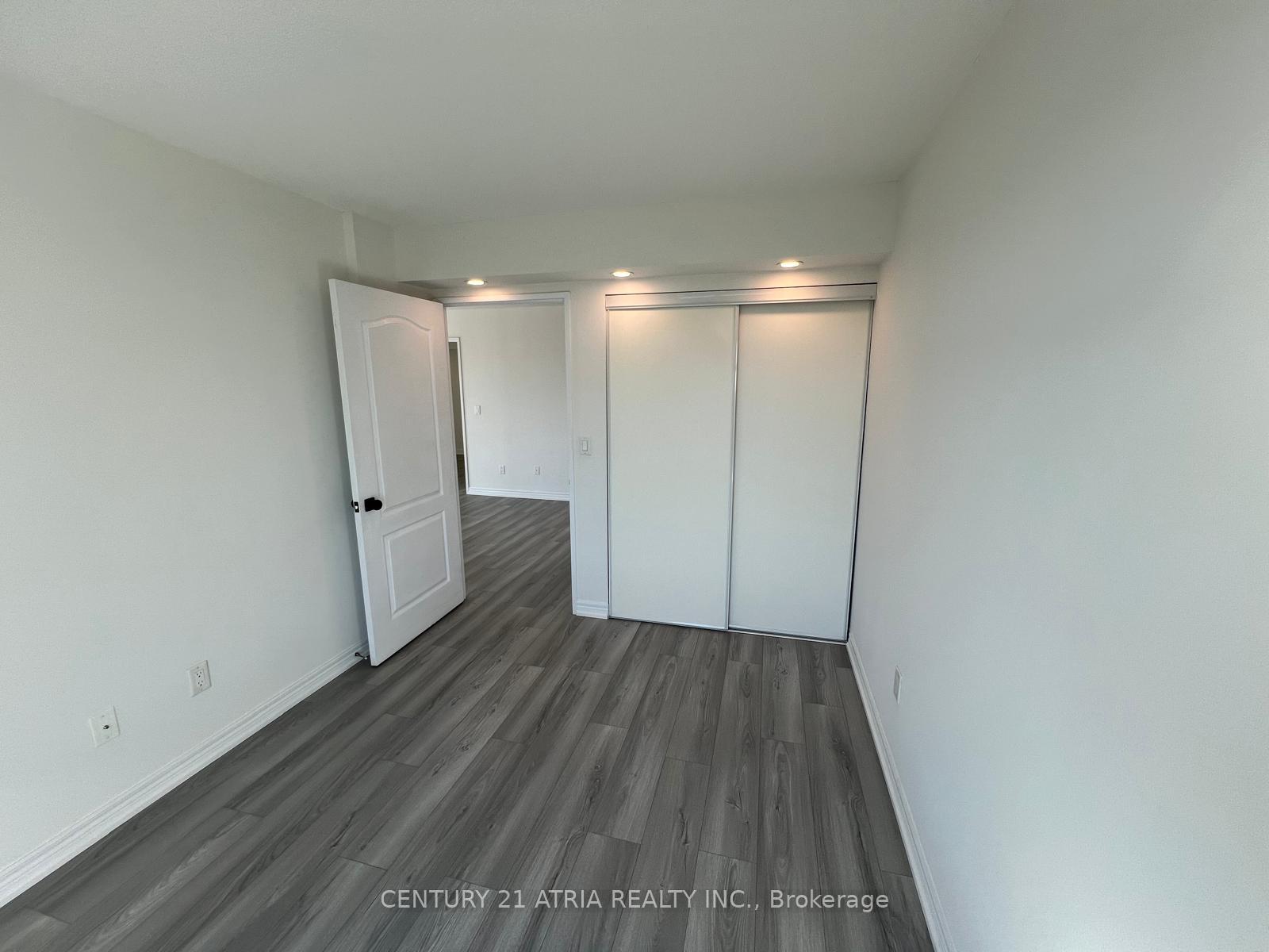 Photo 19 of Unit 1110, 135 Pond Drive, Markham, Commerce Valley — HOMEH