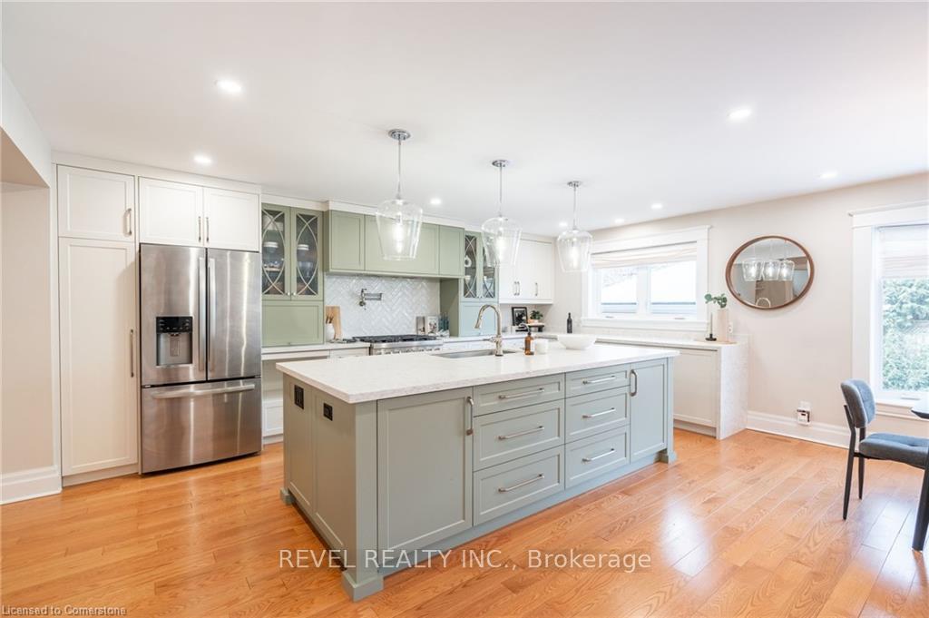Photo 14 of 60 Kensington Avenue S, Hamilton, Delta — HOMEH