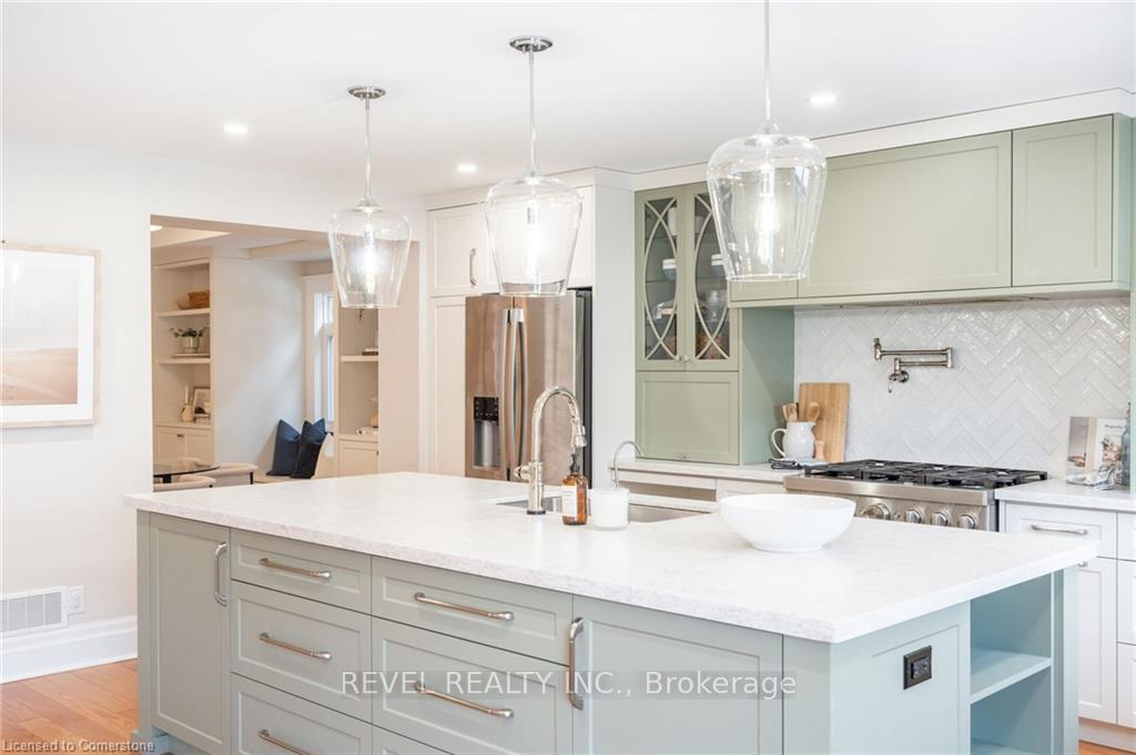 Photo 15 of 60 Kensington Avenue S, Hamilton, Delta — HOMEH