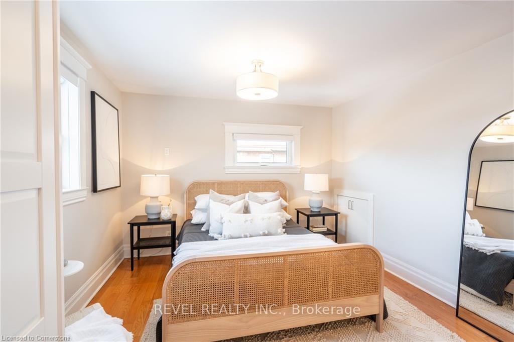 Photo 27 of 60 Kensington Avenue S, Hamilton, Delta — HOMEH