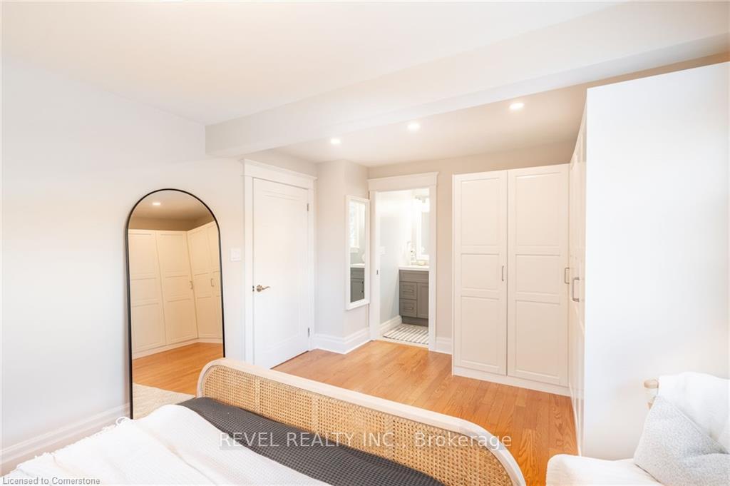 Photo 28 of 60 Kensington Avenue S, Hamilton, Delta — HOMEH