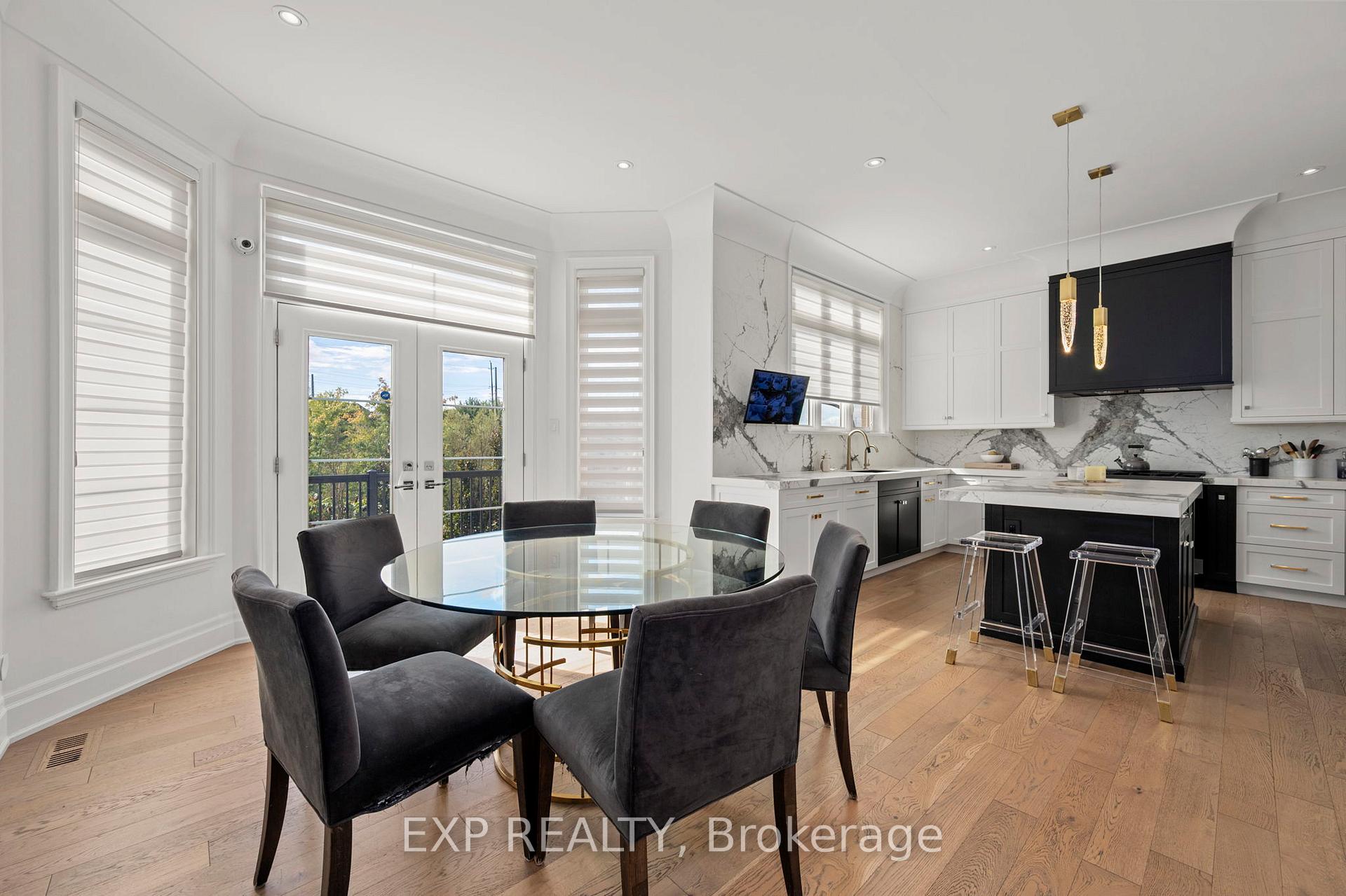 Photo 16 of 102 Vines Place, Aurora, Bayview Southeast — HOMEH