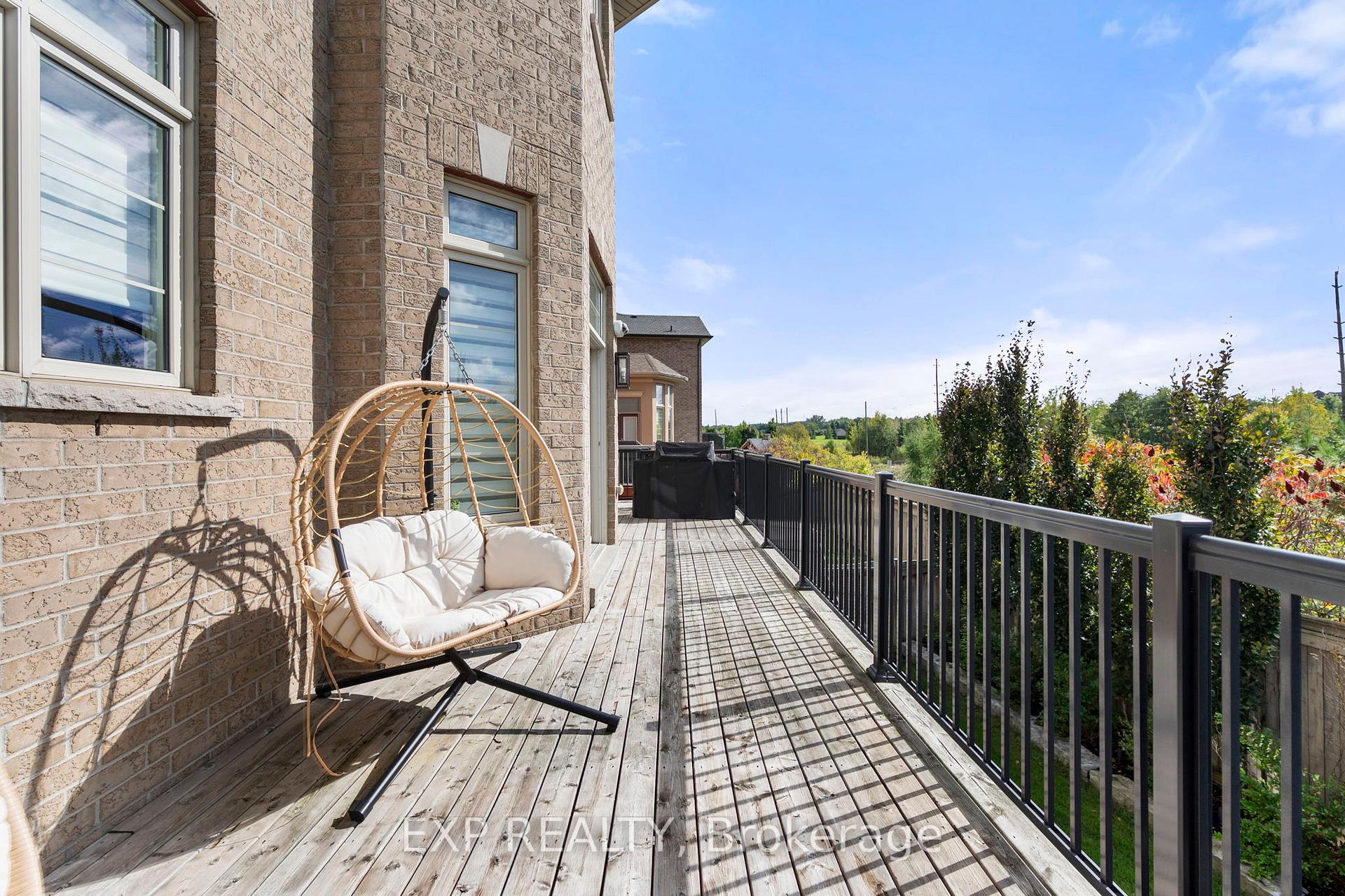 Photo 17 of 102 Vines Place, Aurora, Bayview Southeast — HOMEH