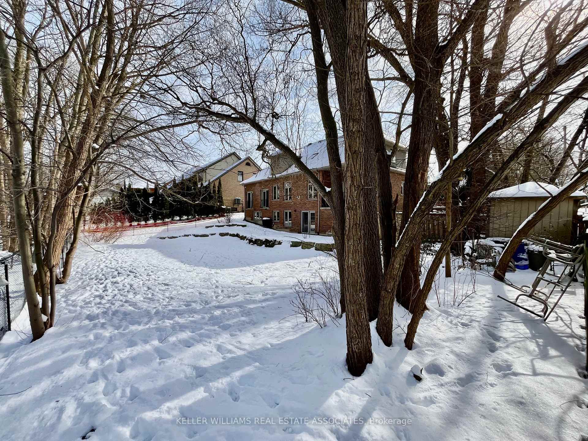 Photo 4 of 3 Oldoakes Place, Hamilton, Ancaster — HOMEH