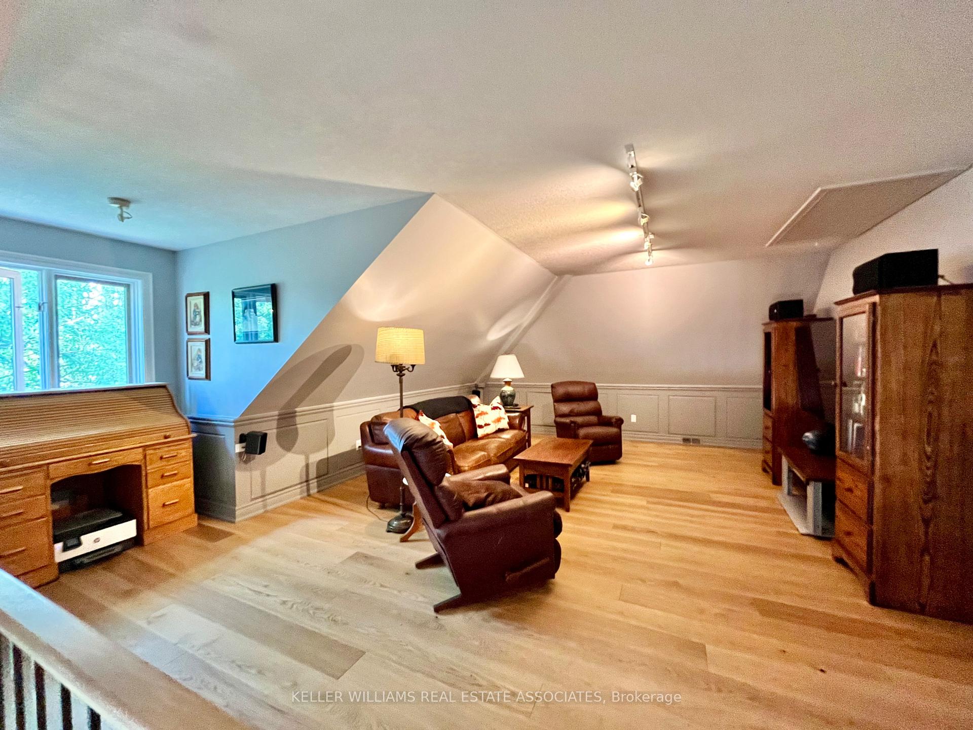 Photo 24 of 3 Oldoakes Place, Hamilton, Ancaster — HOMEH