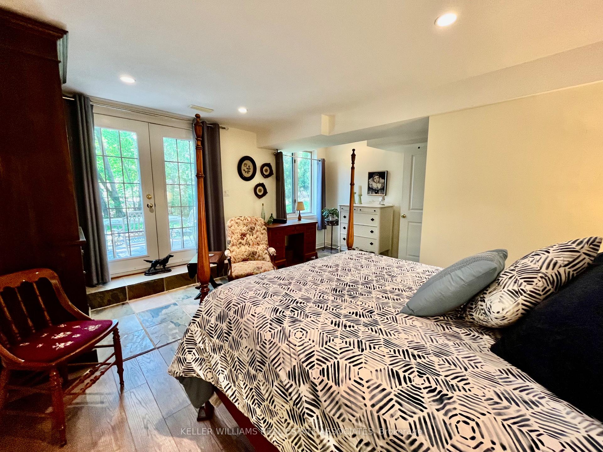 Photo 34 of 3 Oldoakes Place, Hamilton, Ancaster — HOMEH