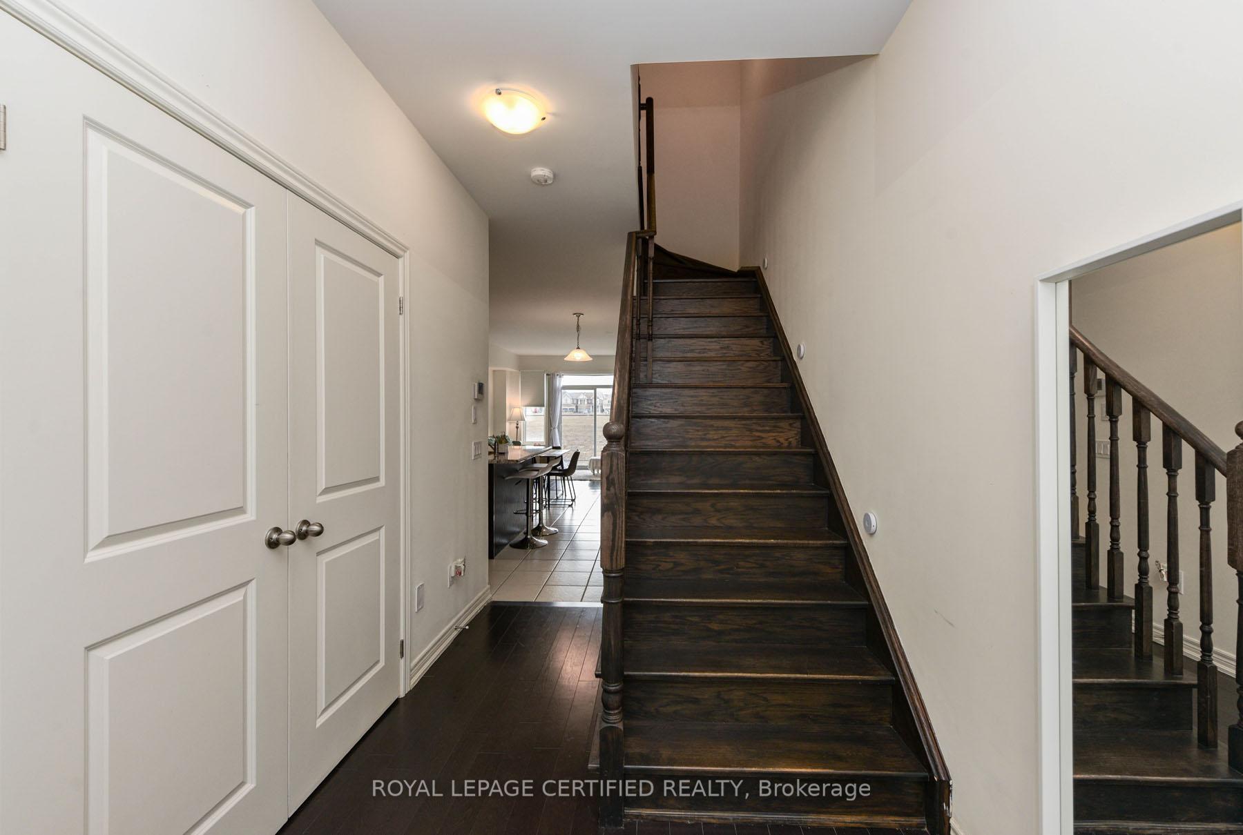 Photo 6 of 70 Fann Drive, Brampton, Northwest Brampton — HOMEH