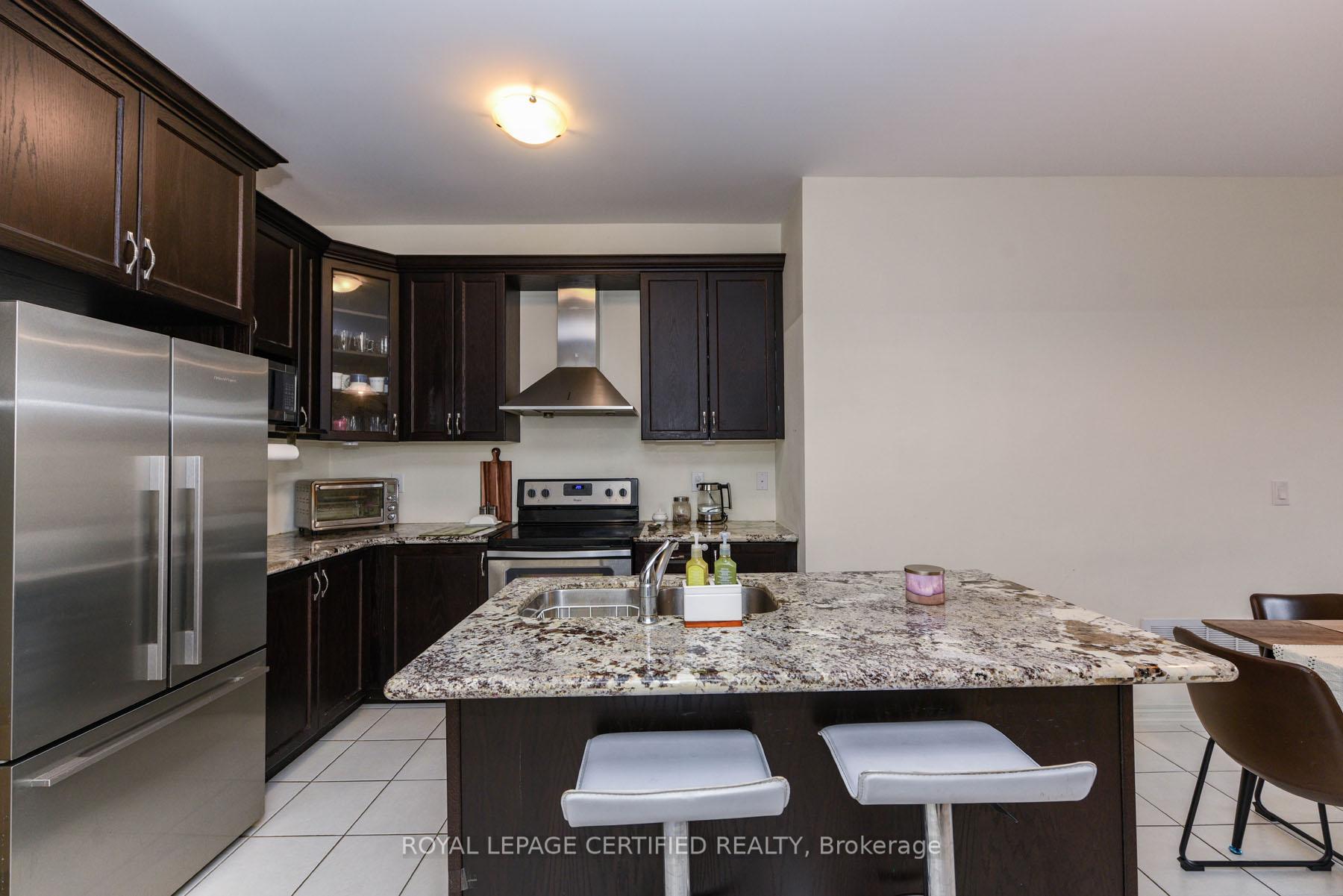 Photo 15 of 70 Fann Drive, Brampton, Northwest Brampton — HOMEH