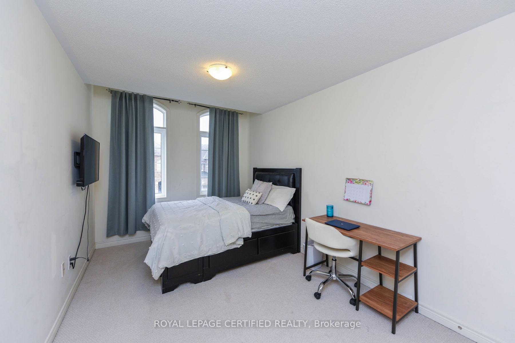 Photo 29 of 70 Fann Drive, Brampton, Northwest Brampton — HOMEH