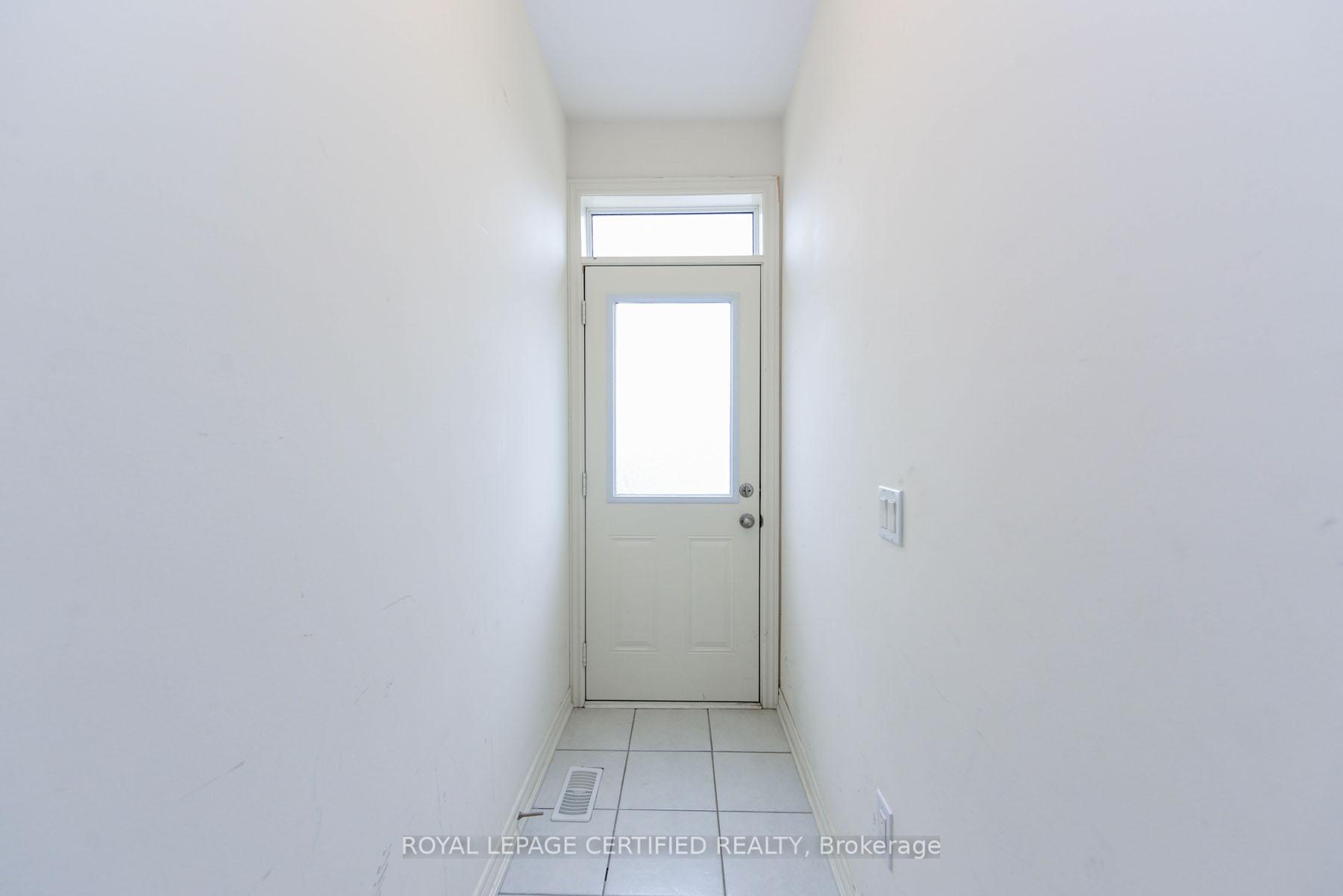 Photo 32 of 70 Fann Drive, Brampton, Northwest Brampton — HOMEH