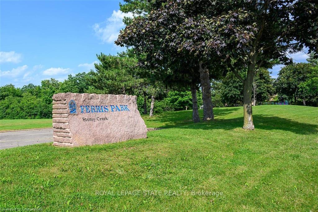 Photo 11 of 64 Deerhurst Road, Hamilton, Stoney Creek — HOMEH