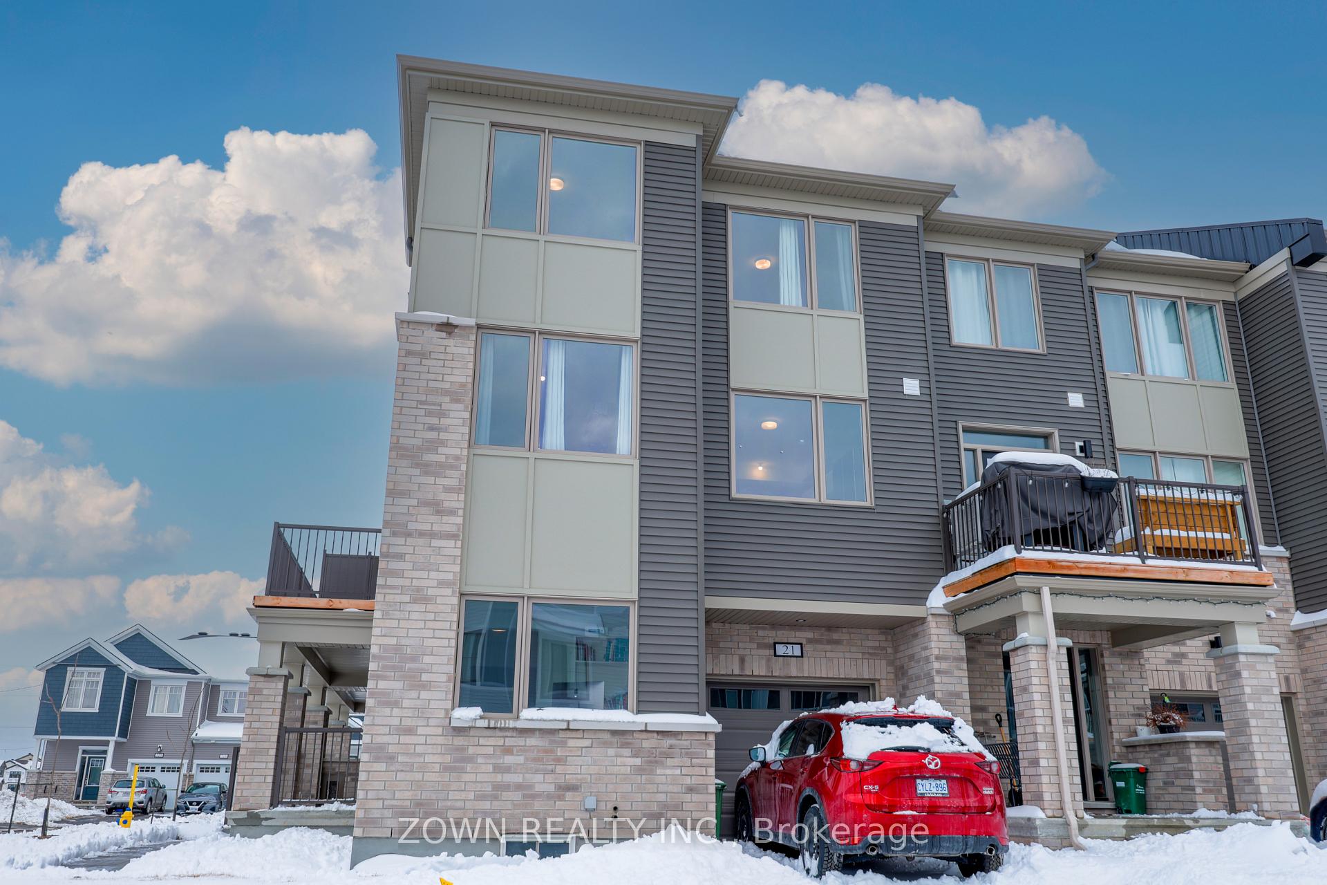 Photo 1 of 21 Stitch Mews, Ottawa, Goulbourn Twp From Franktown Rd/South To Rideau — HOMEH