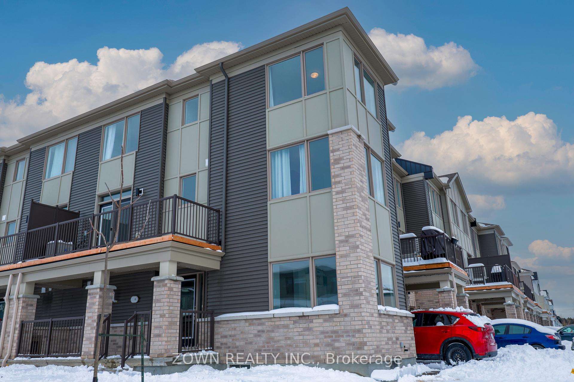 Photo 2 of 21 Stitch Mews, Ottawa, Goulbourn Twp From Franktown Rd/South To Rideau — HOMEH