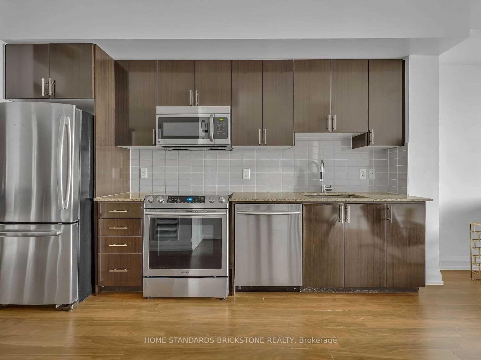 Photo 14 of Unit 605, 7171 Yonge Street, Markham, Thornhill — HOMEH
