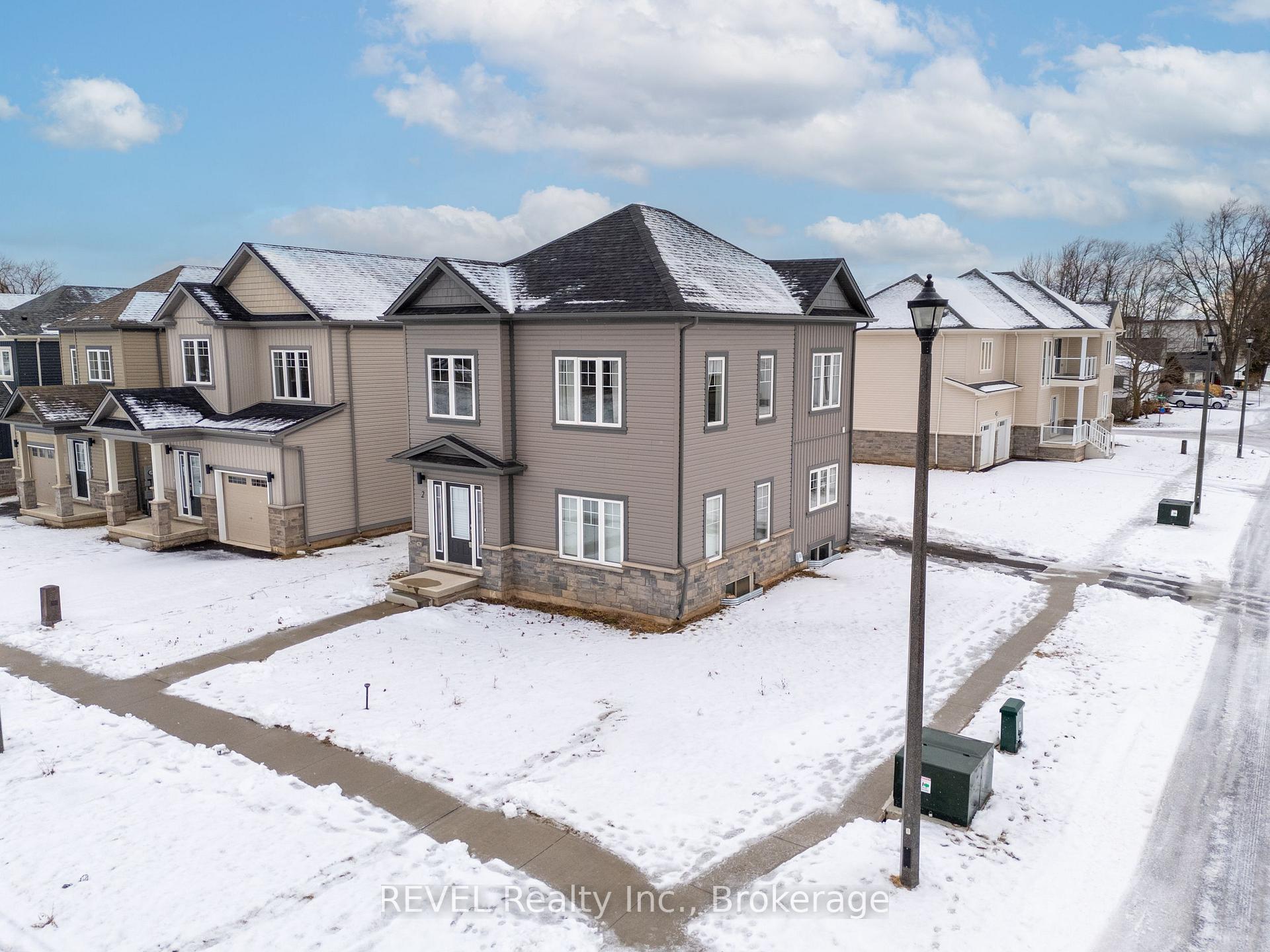 Photo 1 of 2 Bromley Drive, St. Catharines, Port Weller — HOMEH