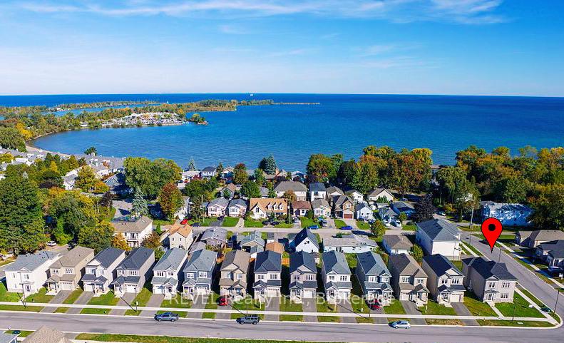 Photo 2 of 2 Bromley Drive, St. Catharines, Port Weller — HOMEH