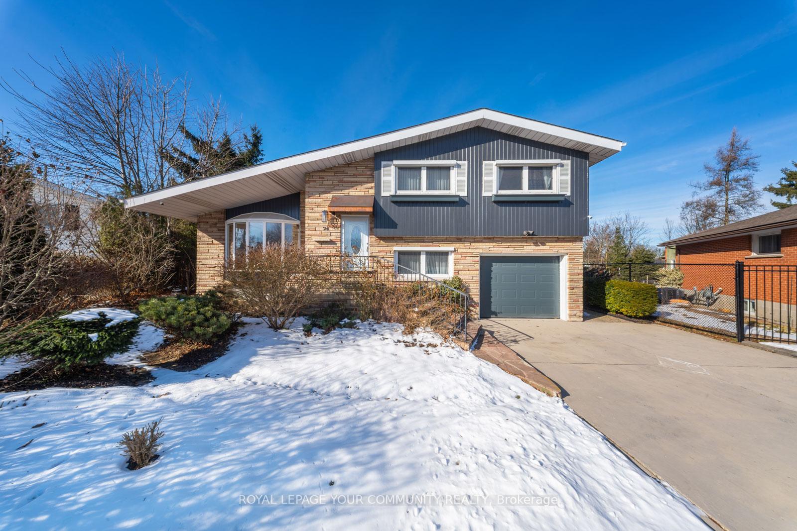 Photo 1 of 24 Leadale Place, Hamilton, Buchanan — HOMEH