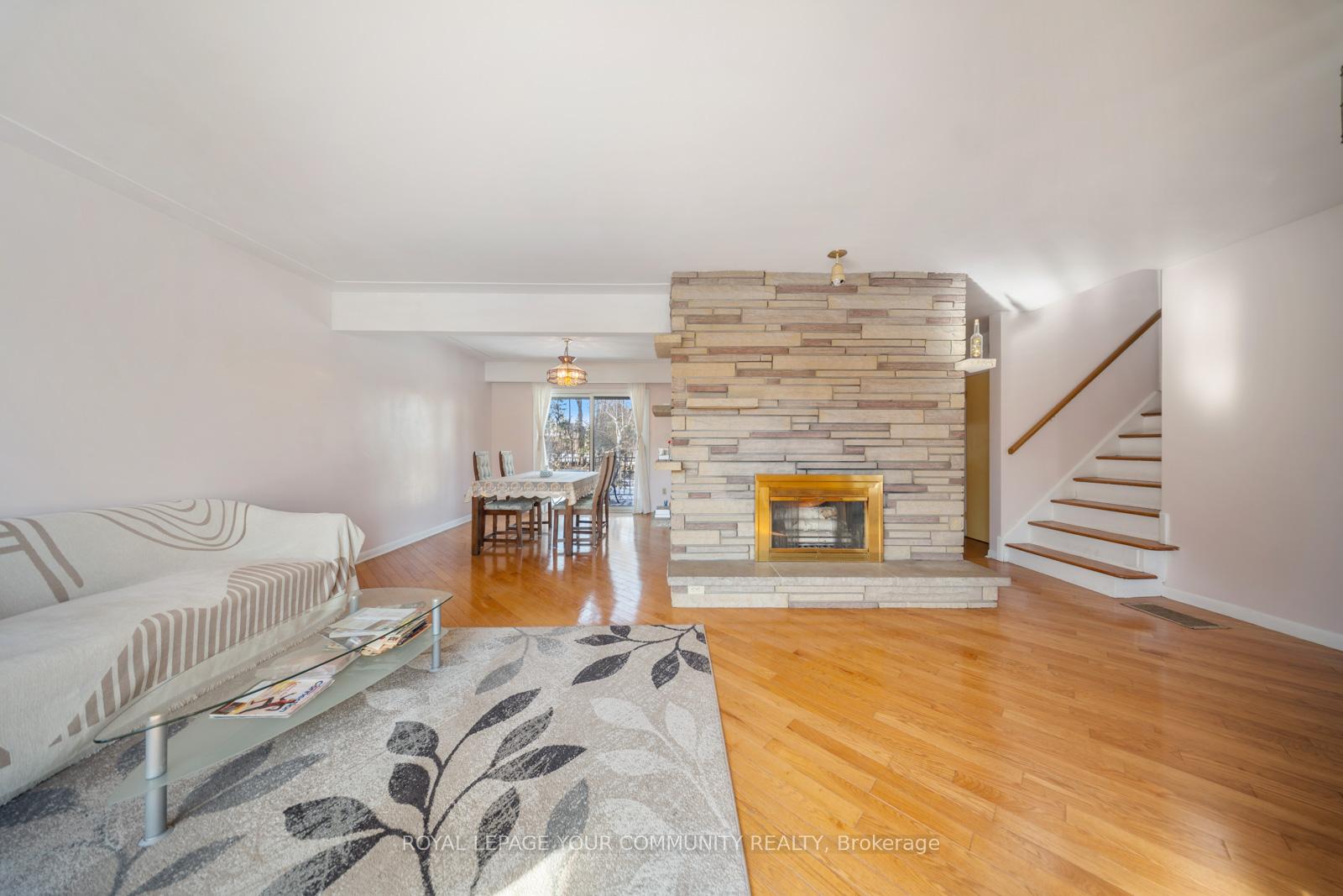 Photo 9 of 24 Leadale Place, Hamilton, Buchanan — HOMEH