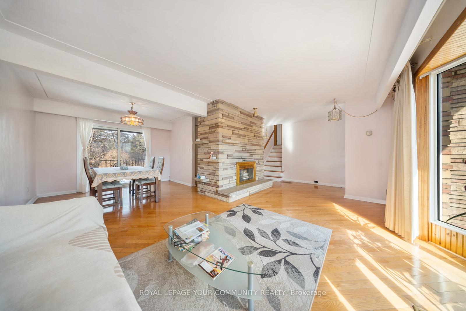 Photo 10 of 24 Leadale Place, Hamilton, Buchanan — HOMEH