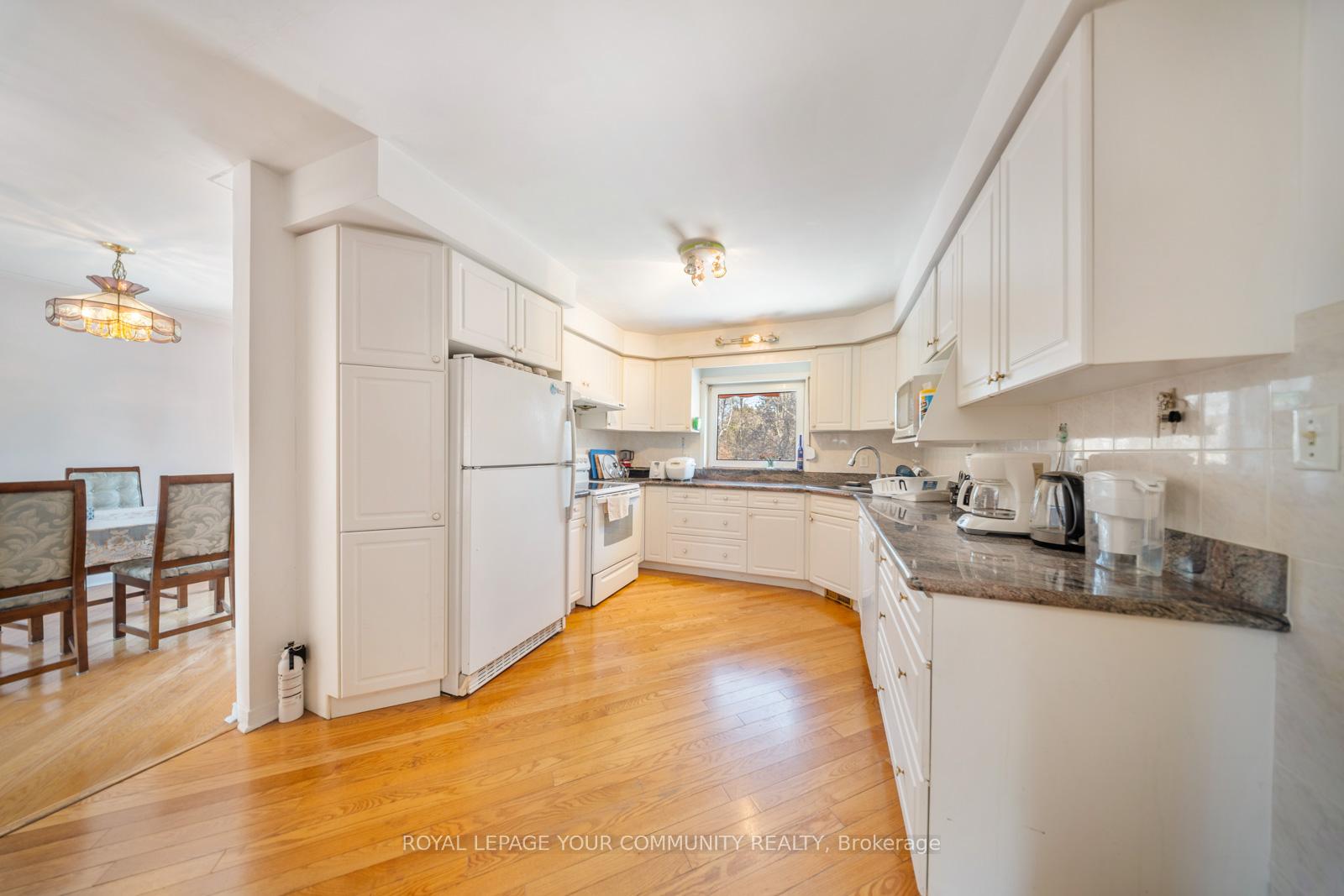 Photo 14 of 24 Leadale Place, Hamilton, Buchanan — HOMEH