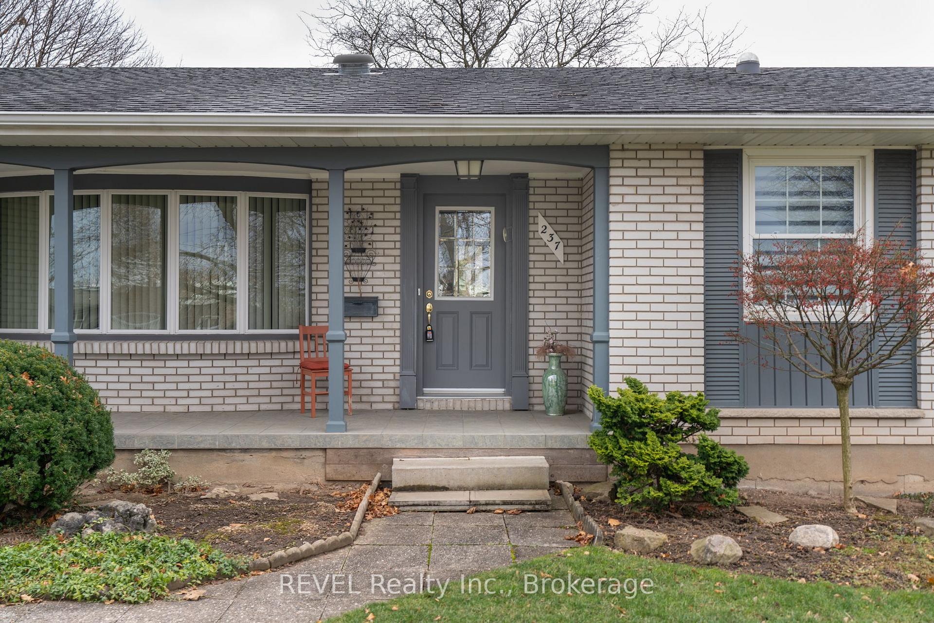 Photo 6 of 237 Riverview Boulevard, St. Catharines, Glendale/Glenridge — HOMEH