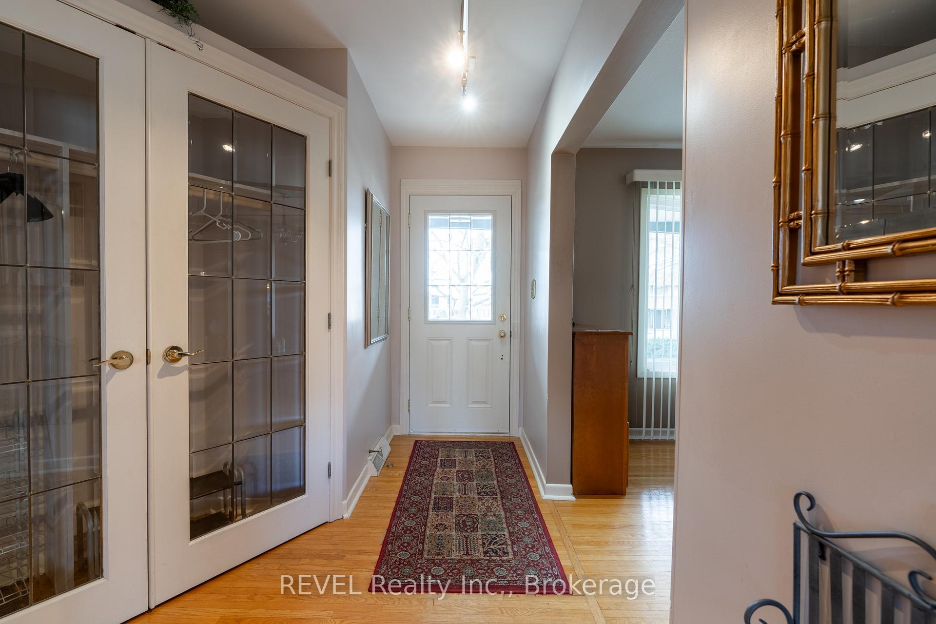 Photo 7 of 237 Riverview Boulevard, St. Catharines, Glendale/Glenridge — HOMEH