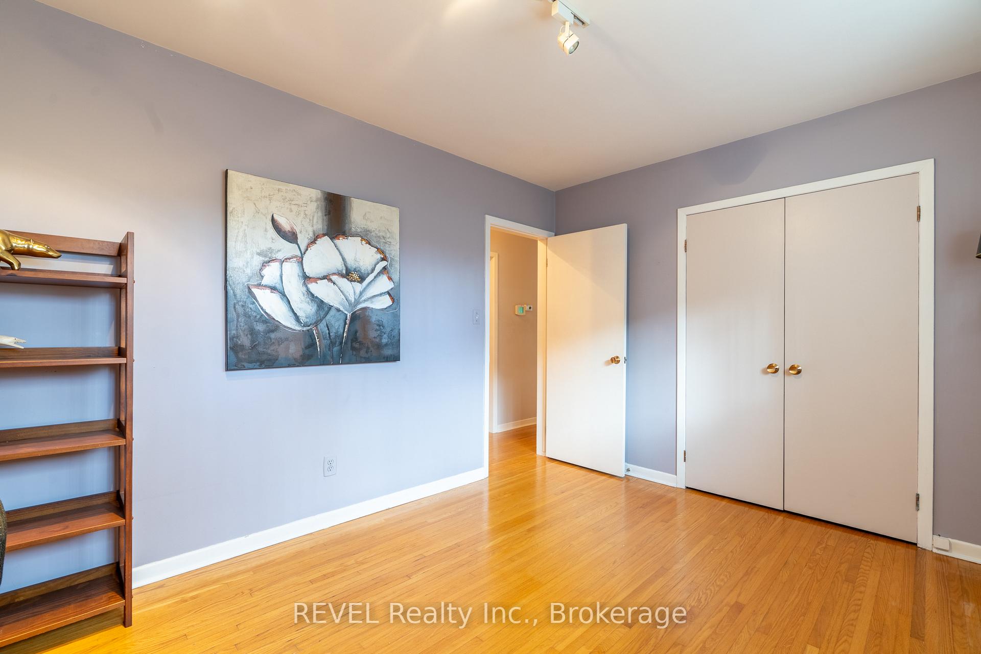 Photo 17 of 237 Riverview Boulevard, St. Catharines, Glendale/Glenridge — HOMEH