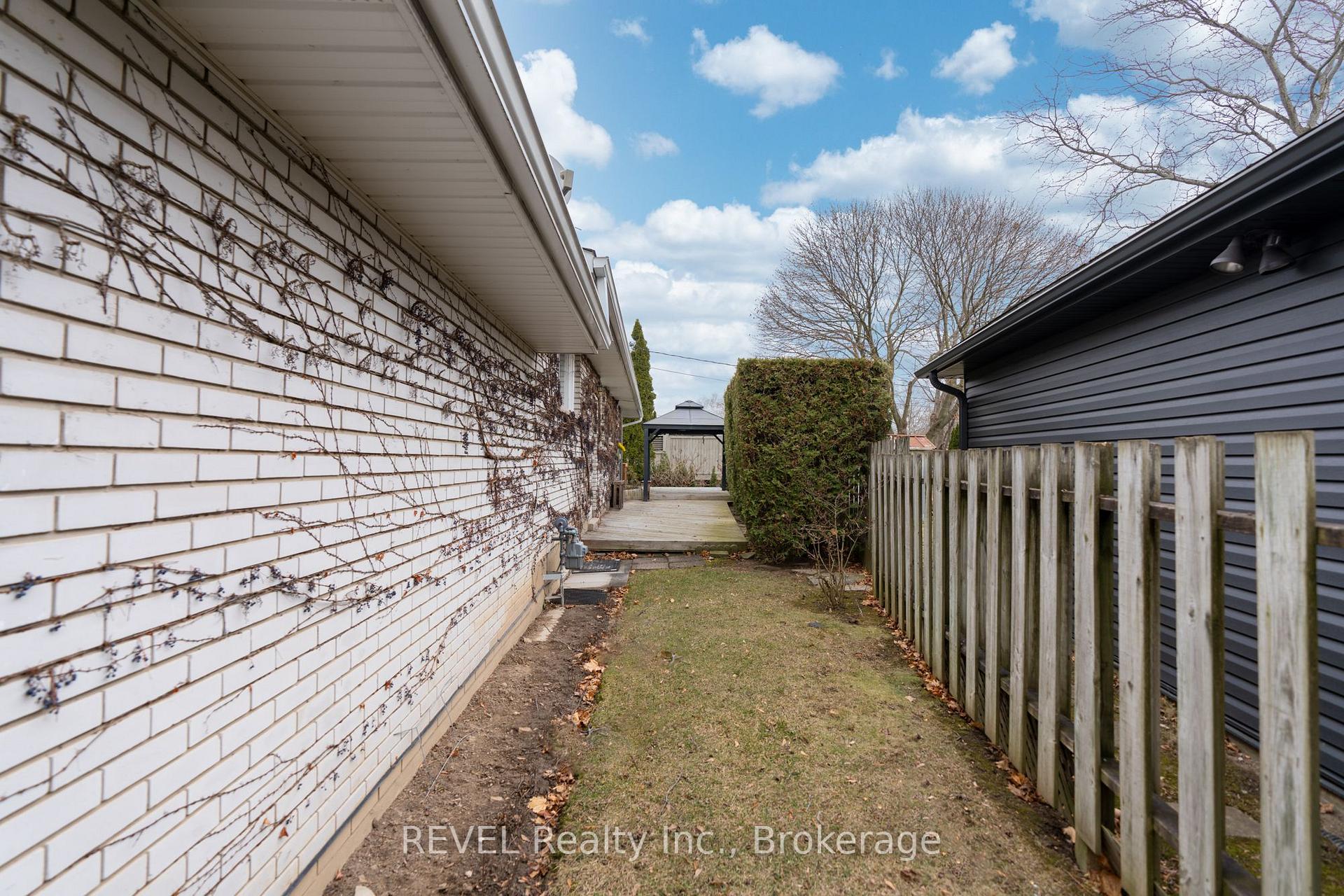 Photo 37 of 237 Riverview Boulevard, St. Catharines, Glendale/Glenridge — HOMEH
