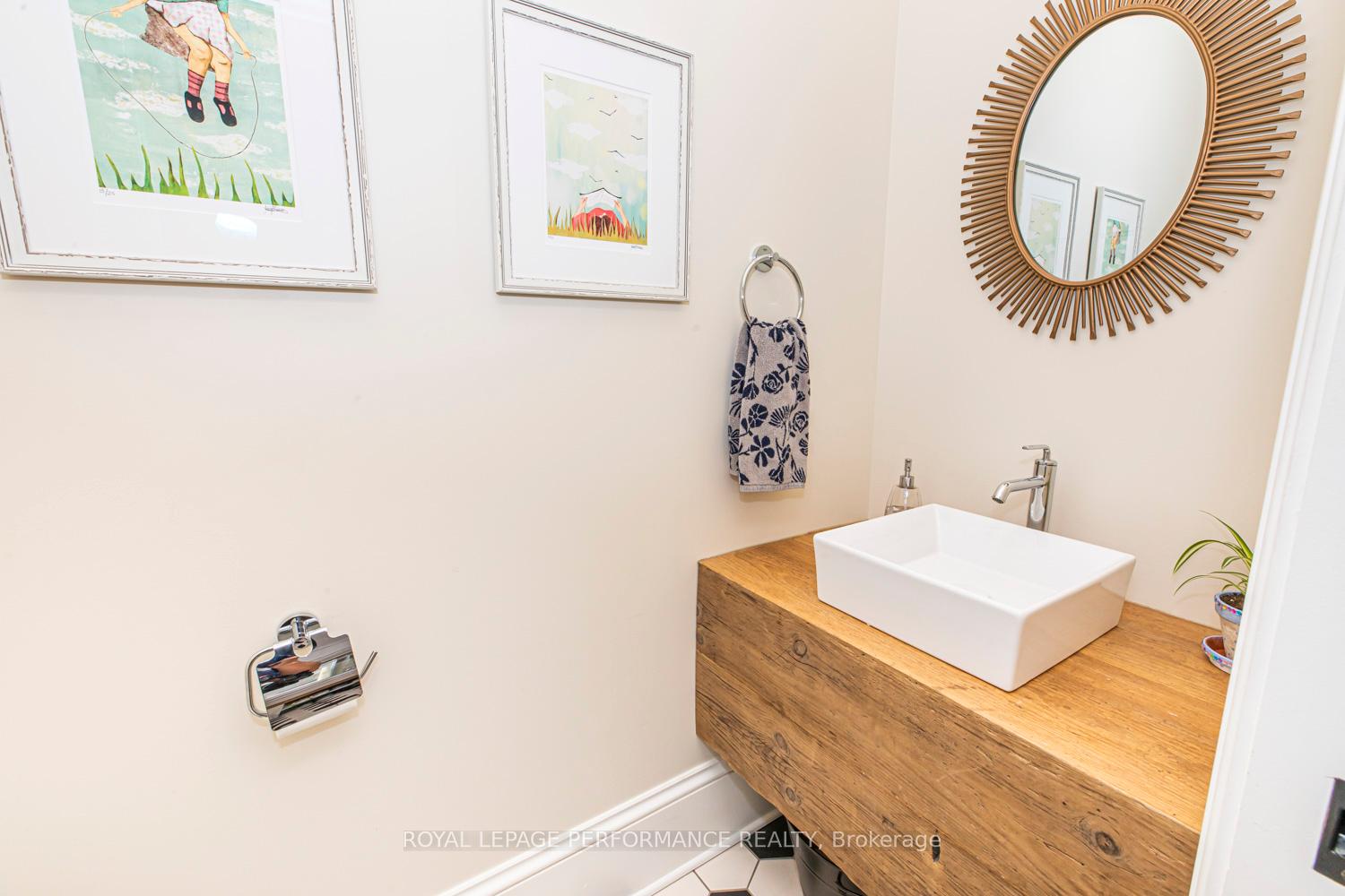 Photo 7 of 14 Marlowe Crescent, Ottawa, Ottawa East — HOMEH