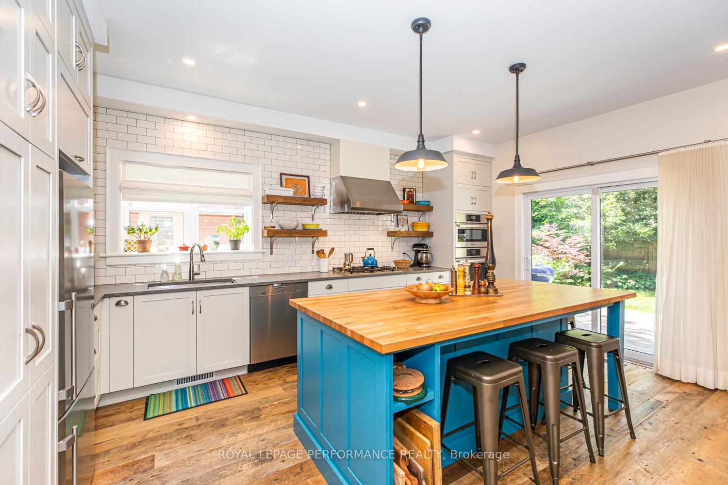 Photo 17 of 14 Marlowe Crescent, Ottawa, Ottawa East — HOMEH