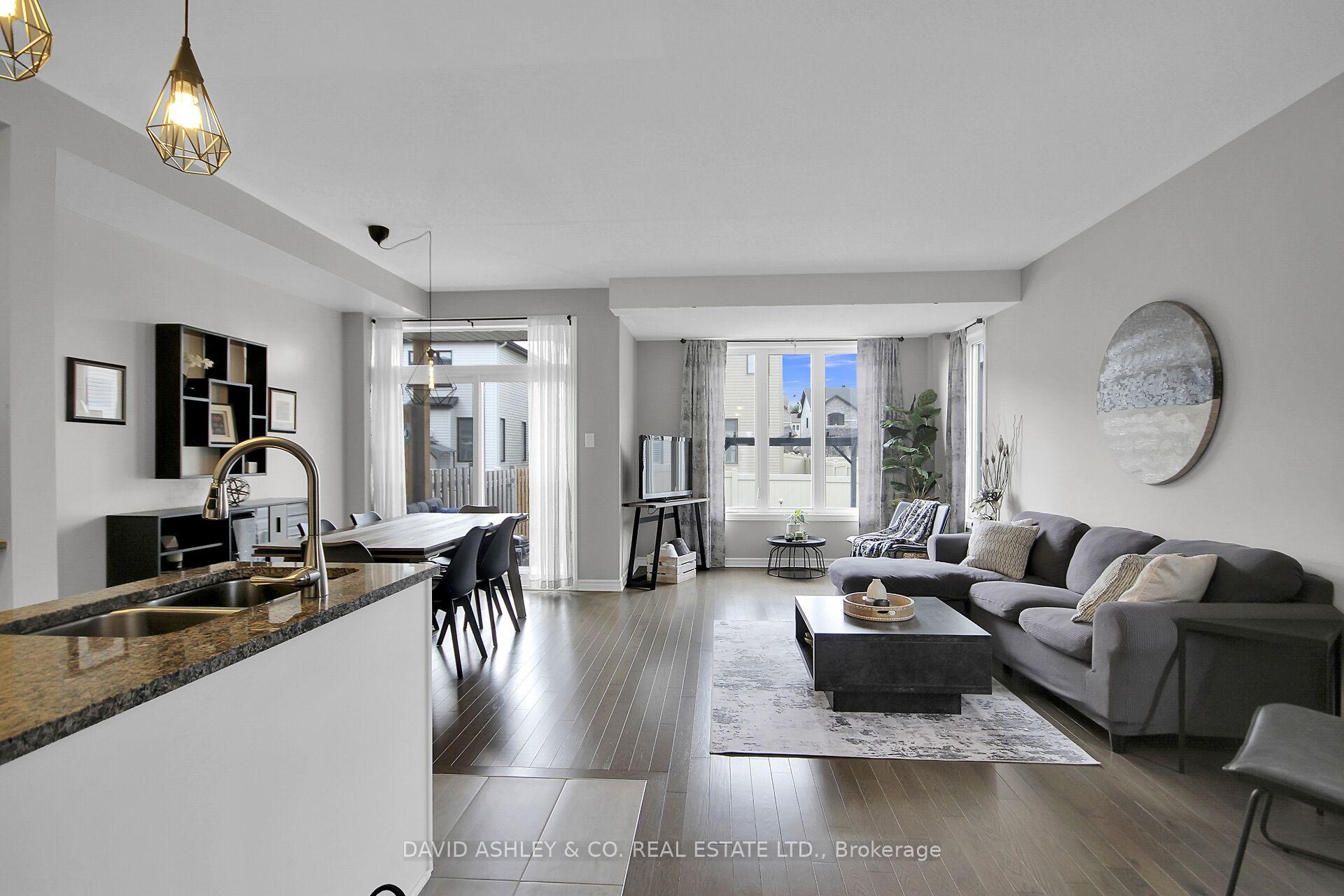 Photo 10 of 1157 Beckett Crescent E, Ottawa, Stittsville (South) — HOMEH