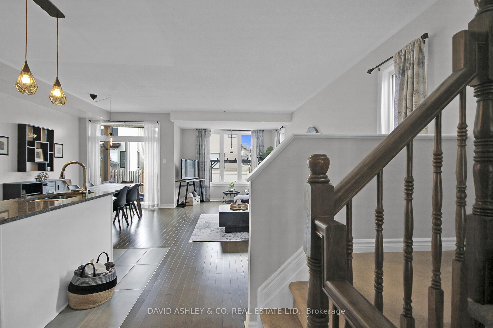 Photo 13 of 1157 Beckett Crescent E, Ottawa, Stittsville (South) — HOMEH