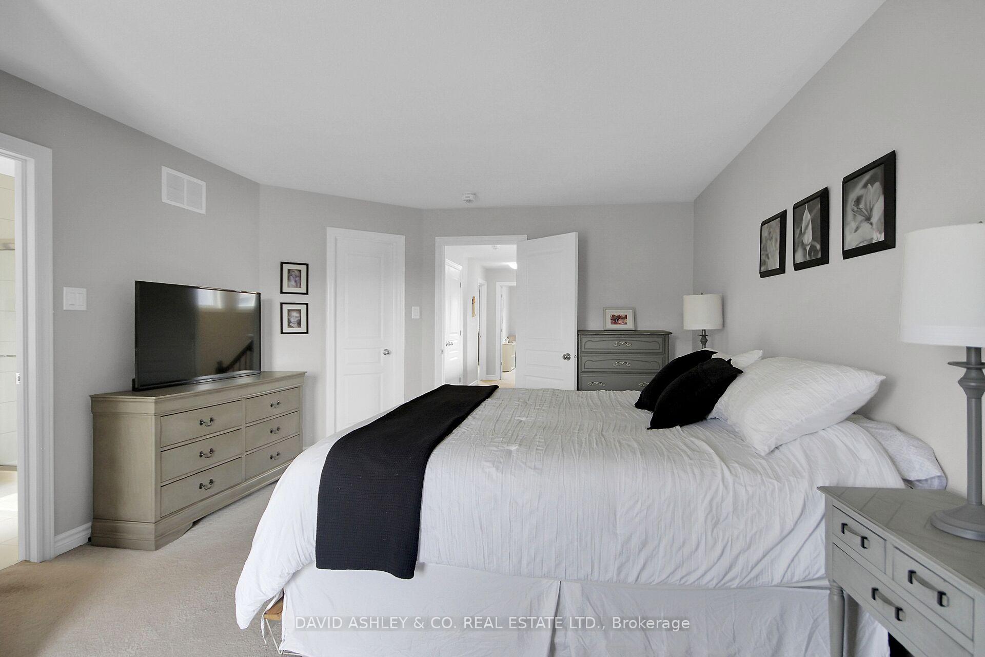 Photo 24 of 1157 Beckett Crescent E, Ottawa, Stittsville (South) — HOMEH