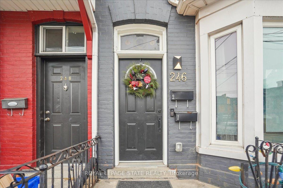 Photo 3 of 246 John Street N, Hamilton, Beasley — HOMEH