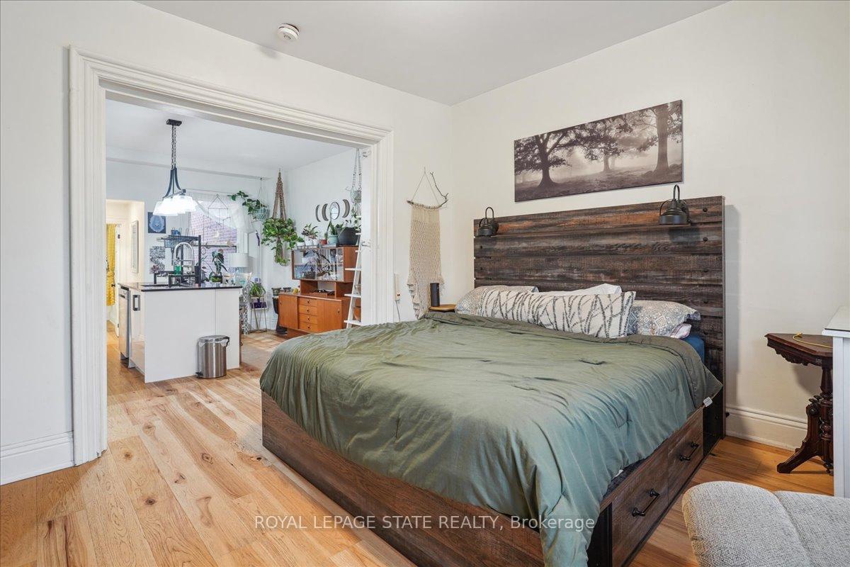 Photo 16 of 246 John Street N, Hamilton, Beasley — HOMEH