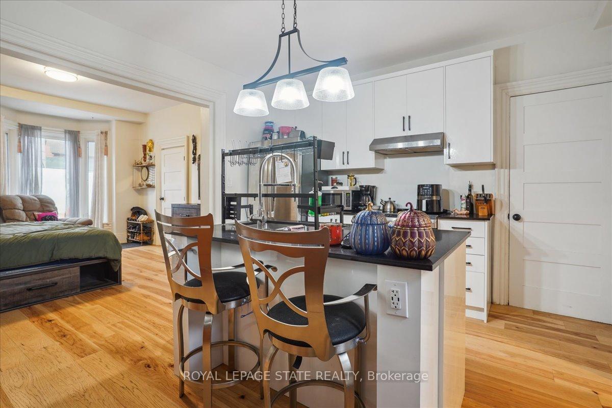 Photo 20 of 246 John Street N, Hamilton, Beasley — HOMEH