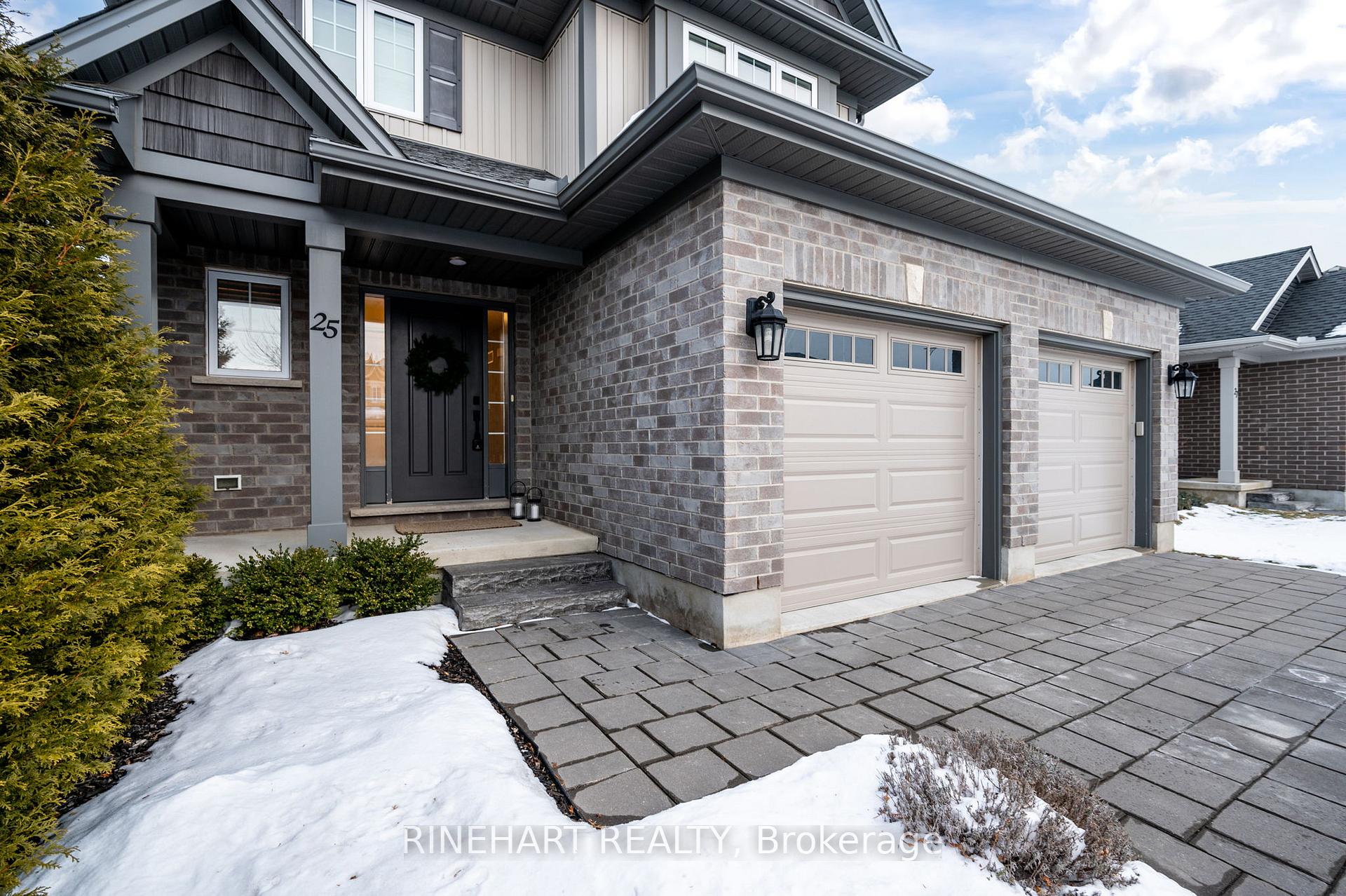 Photo 4 of 25 Ashberry Place, St. Thomas — HOMEH