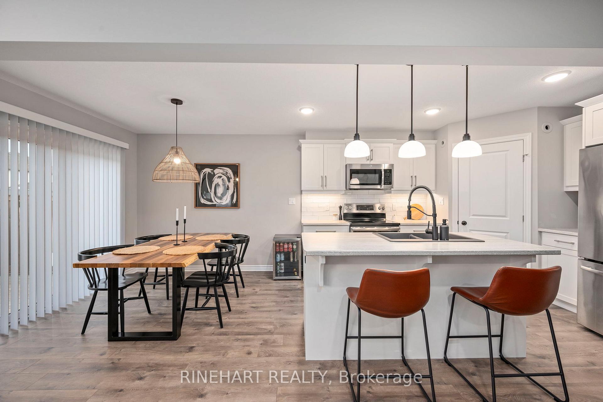 Photo 9 of 25 Ashberry Place, St. Thomas — HOMEH