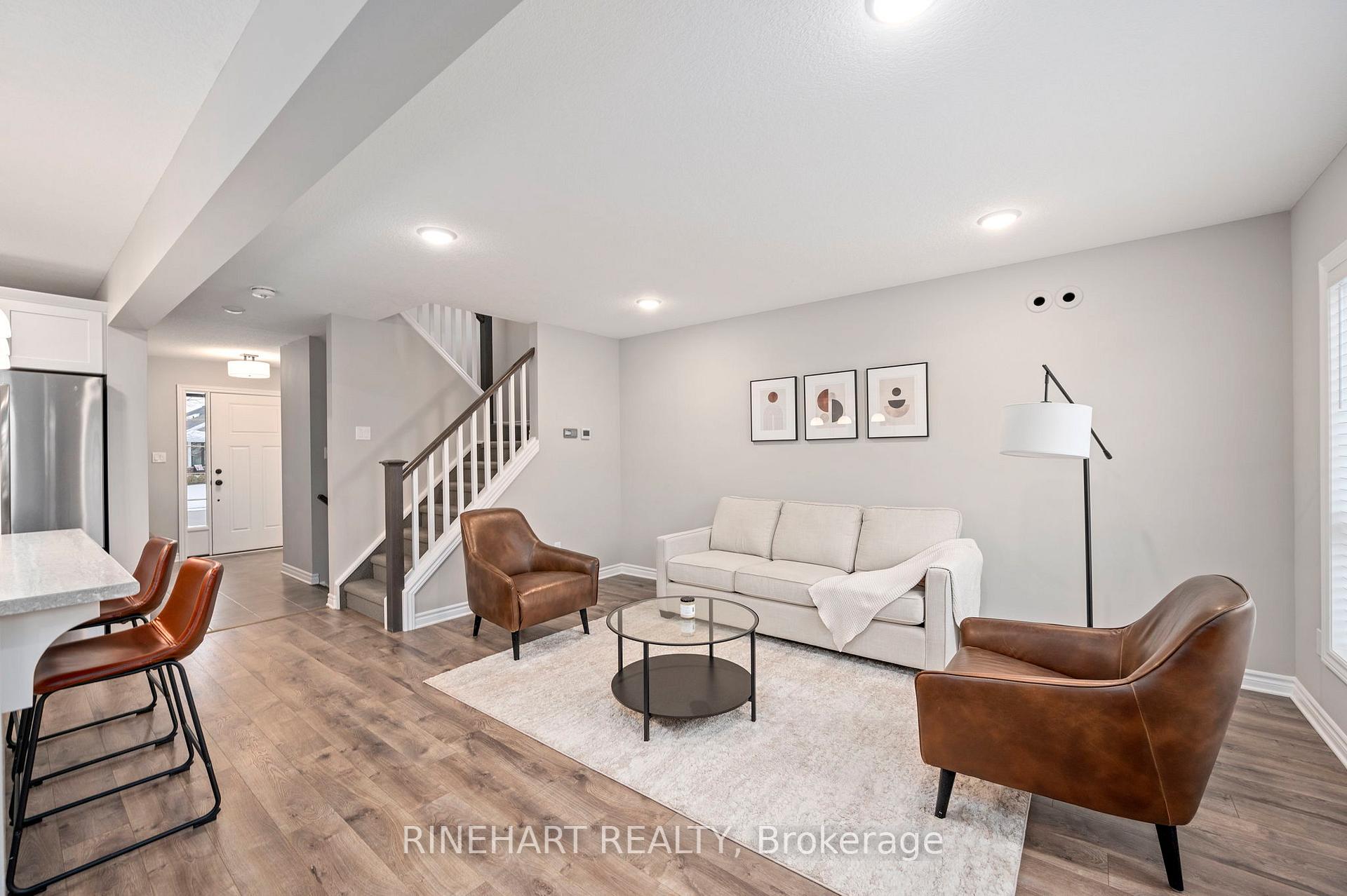 Photo 13 of 25 Ashberry Place, St. Thomas — HOMEH