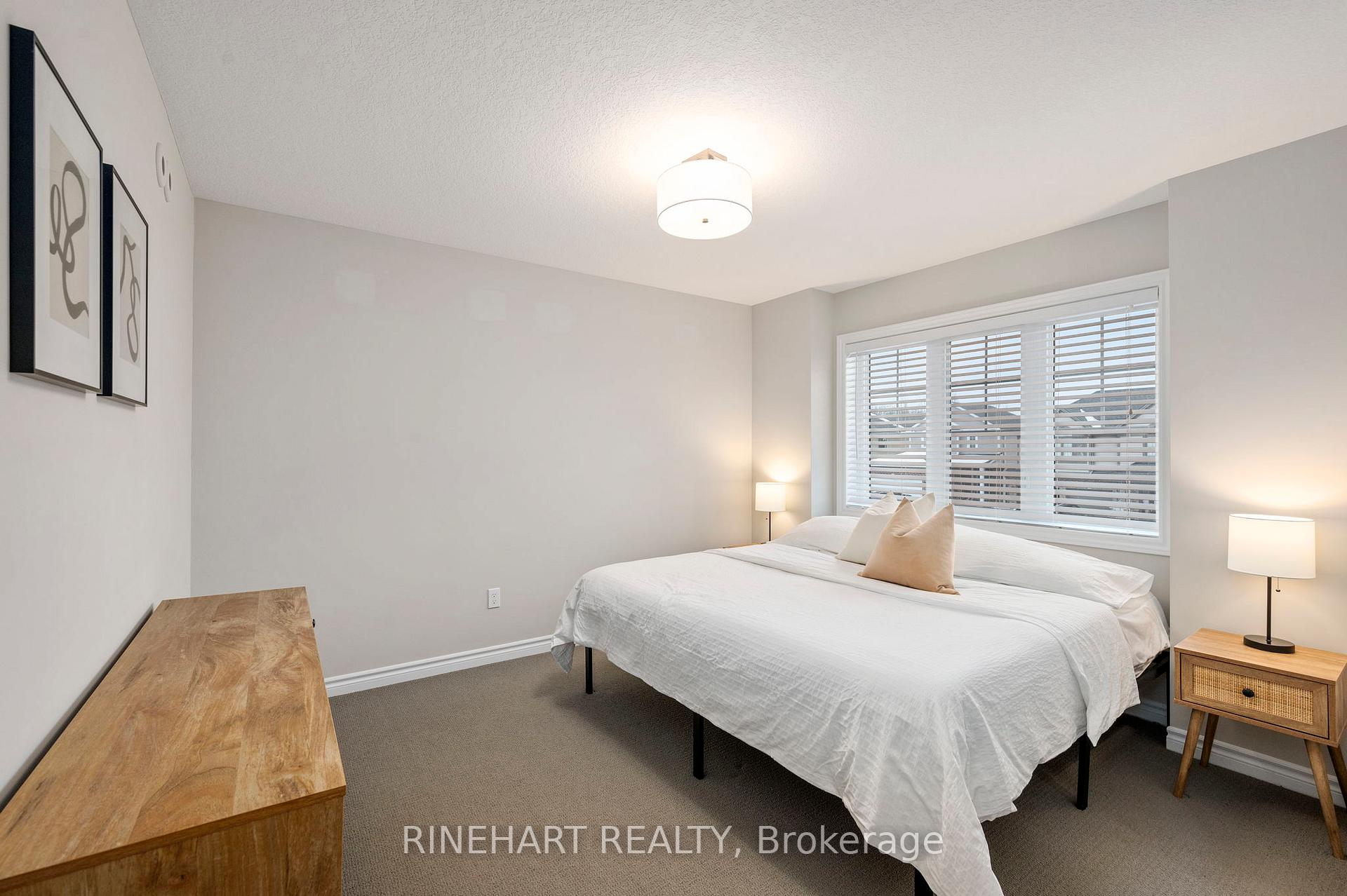 Photo 16 of 25 Ashberry Place, St. Thomas — HOMEH