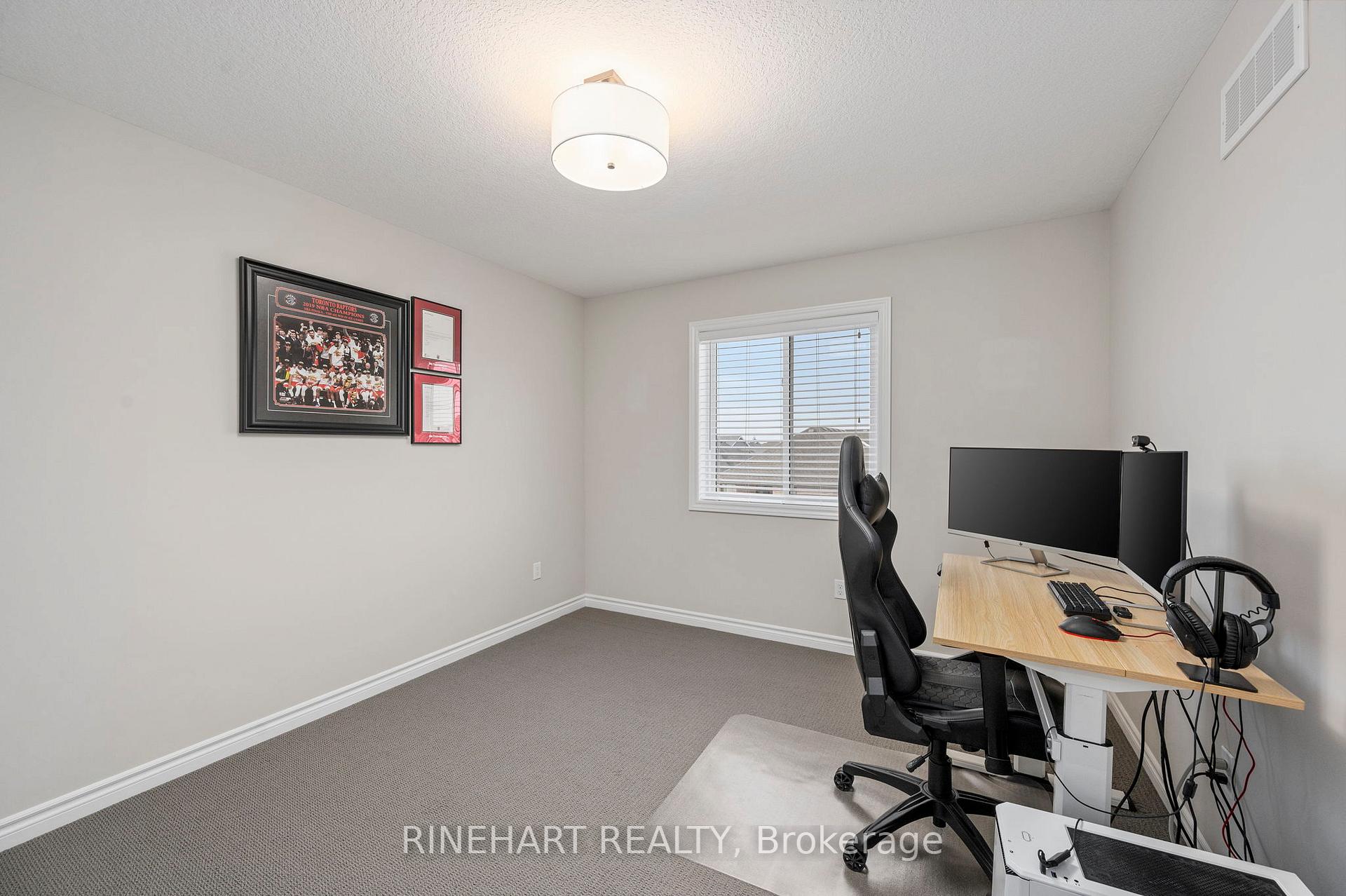 Photo 20 of 25 Ashberry Place, St. Thomas — HOMEH