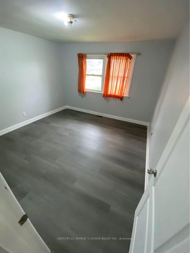 Photo 1 of 325 Bunting Road, St. Catharines, Carlton/Bunting — HOMEH